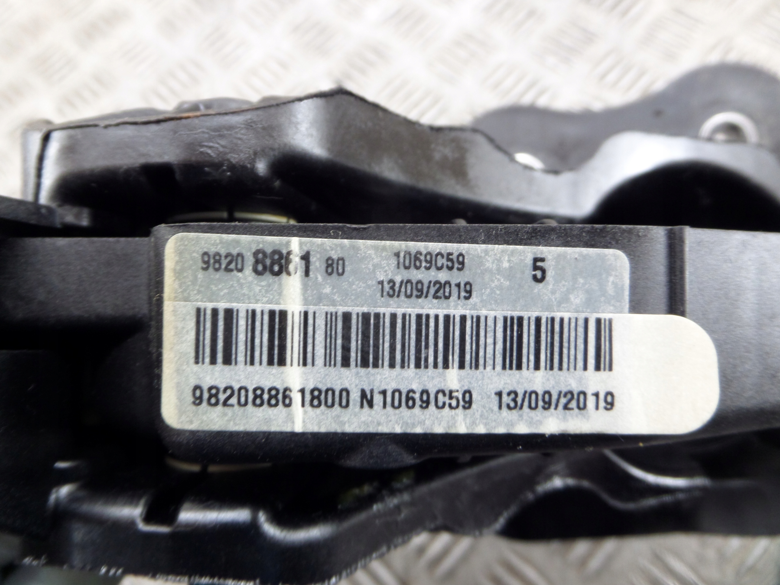 PEDAL pumpa spojky OPEL COMBO E BERLINGO IV RIFTER 9820886180
