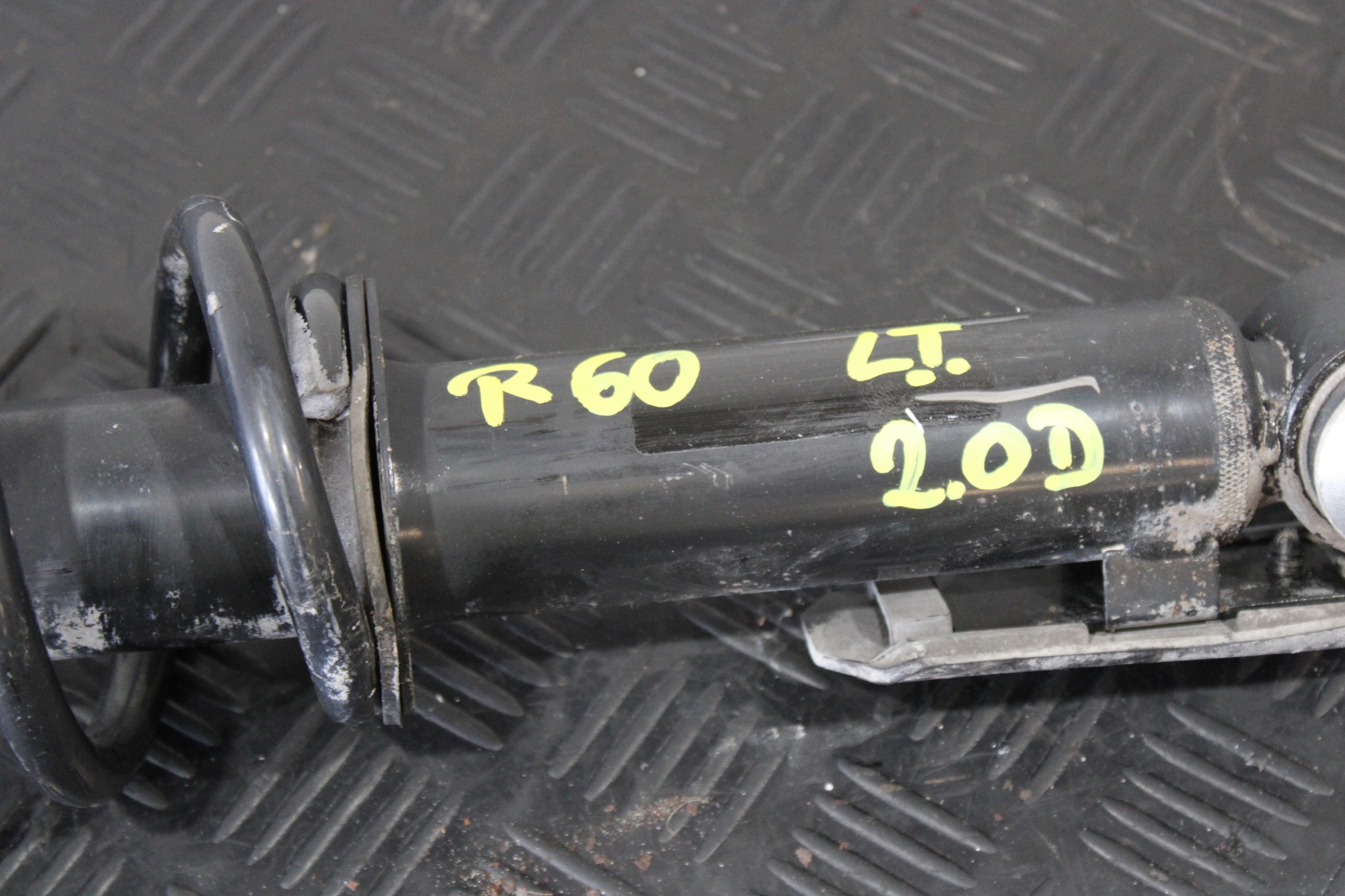 shock absorber left rear part MINI COUNTRYMAN R60 2.0D