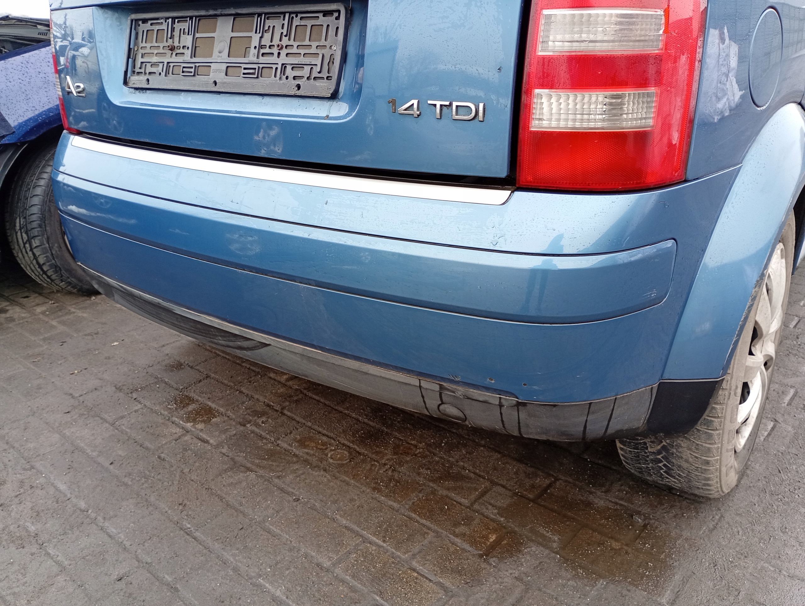 Audi A2 00-05 bumper rear rear part kod lakieru LZ5R