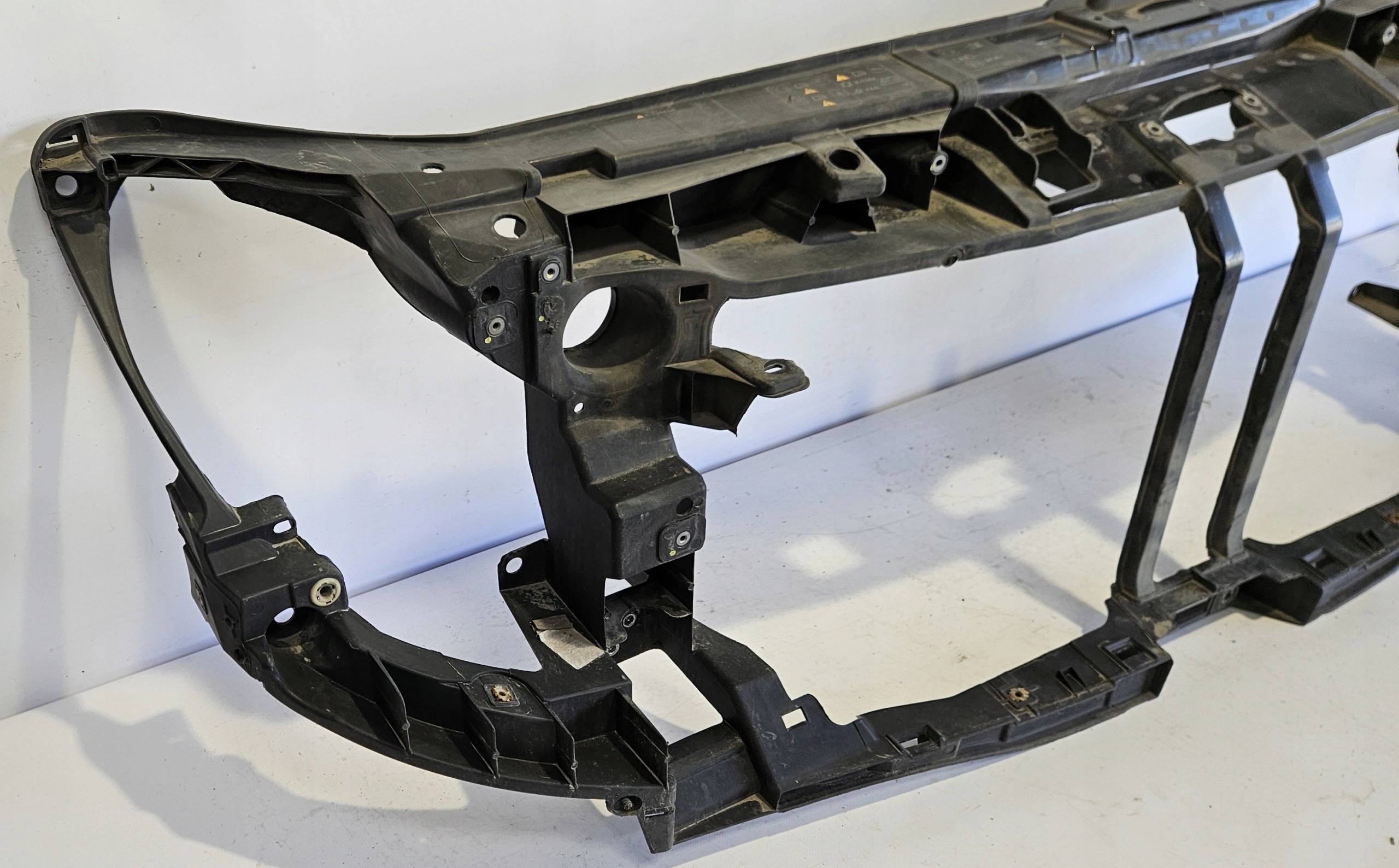 Schlossträger Versteifung RENAULT MASTER III 10- Original 8200657209