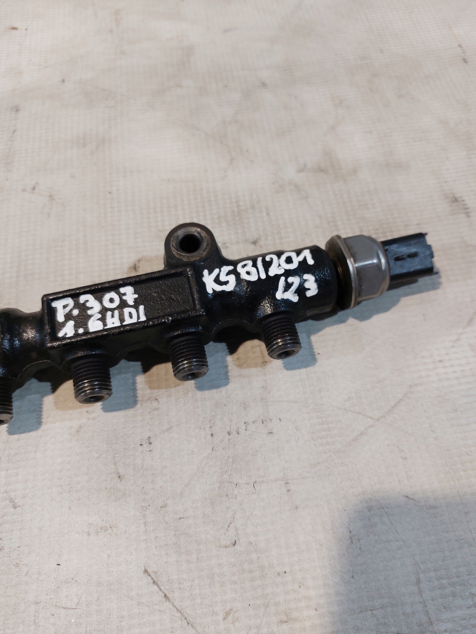 Rampe injection PEUGEOT 307 1.6HDI