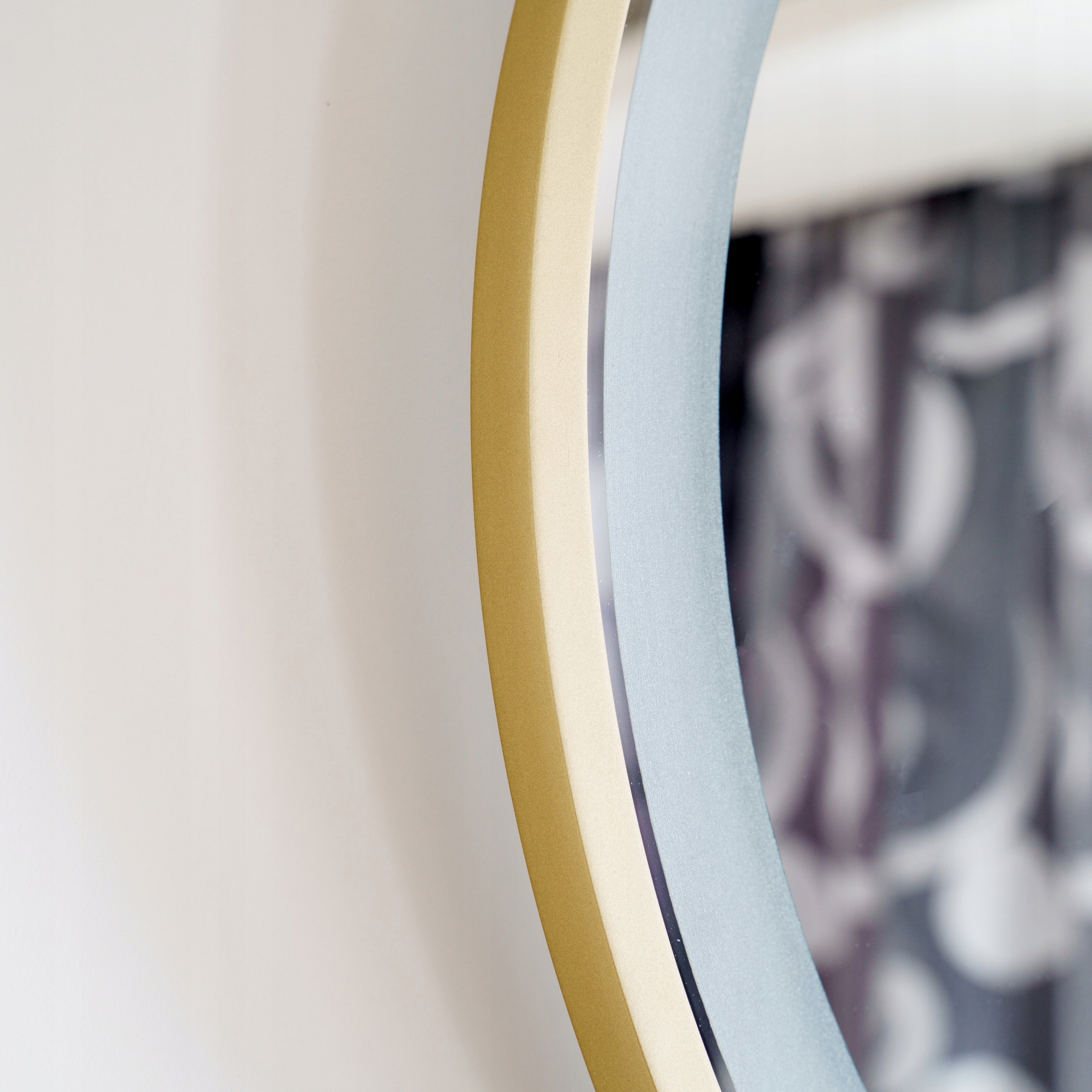 LUSTRO PODŚWIETLANE OKRĄGŁE W ZŁOTEJ RAMIE 60 CM + WŁĄCZNIK LED Szerokość 600 mm