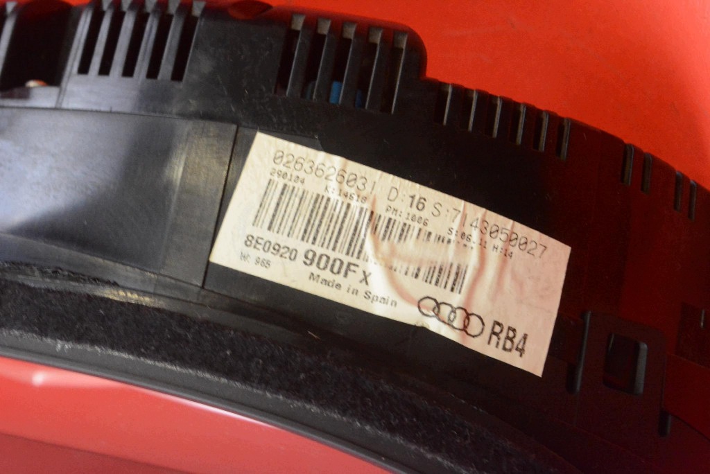 dials dials EU 8E0920900FX AUDI A4 B6 2.0 20V 130 KM 00-05