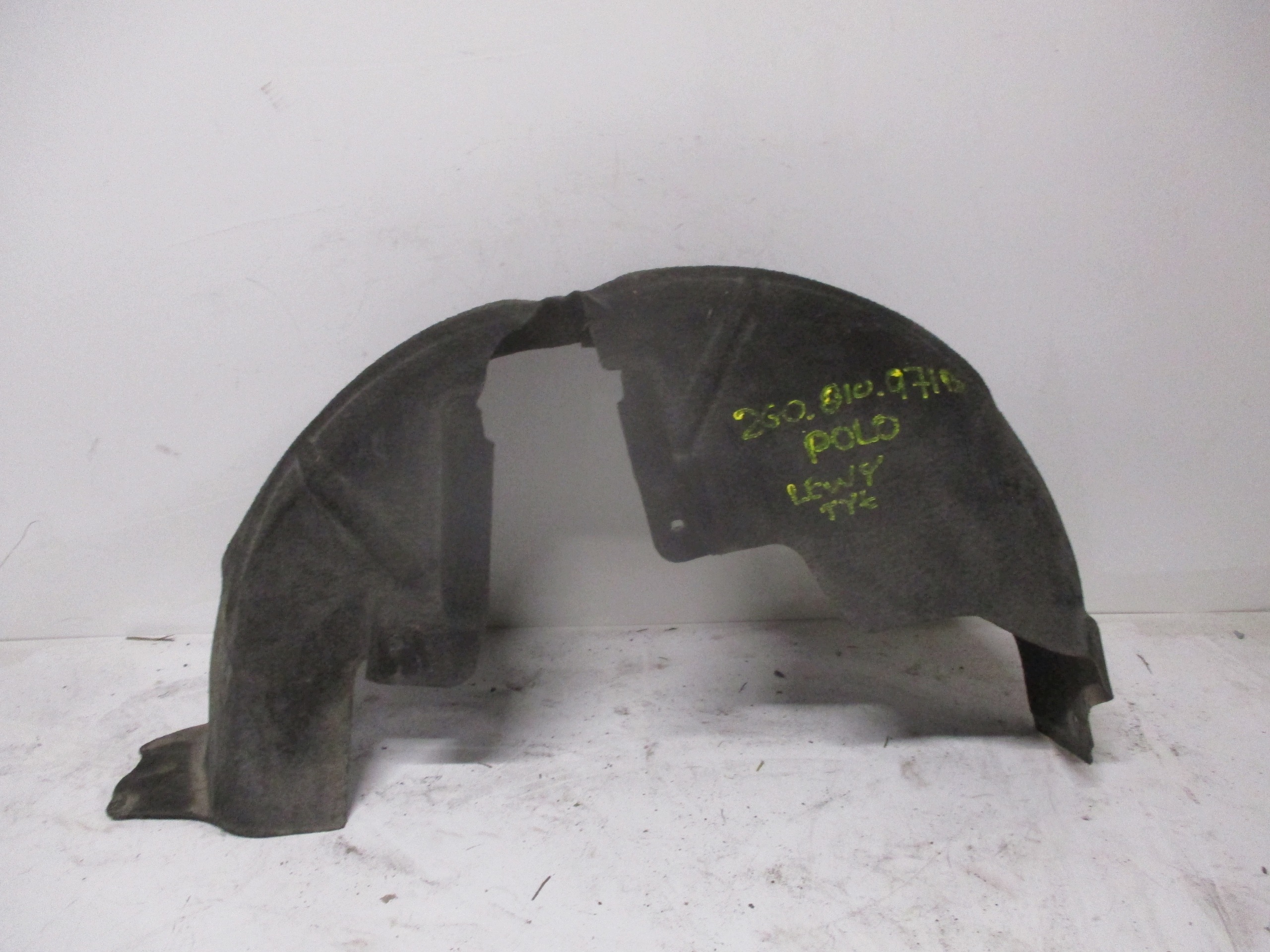 mudguard rear. rear part left VW POLO 2G0 2G0810971B