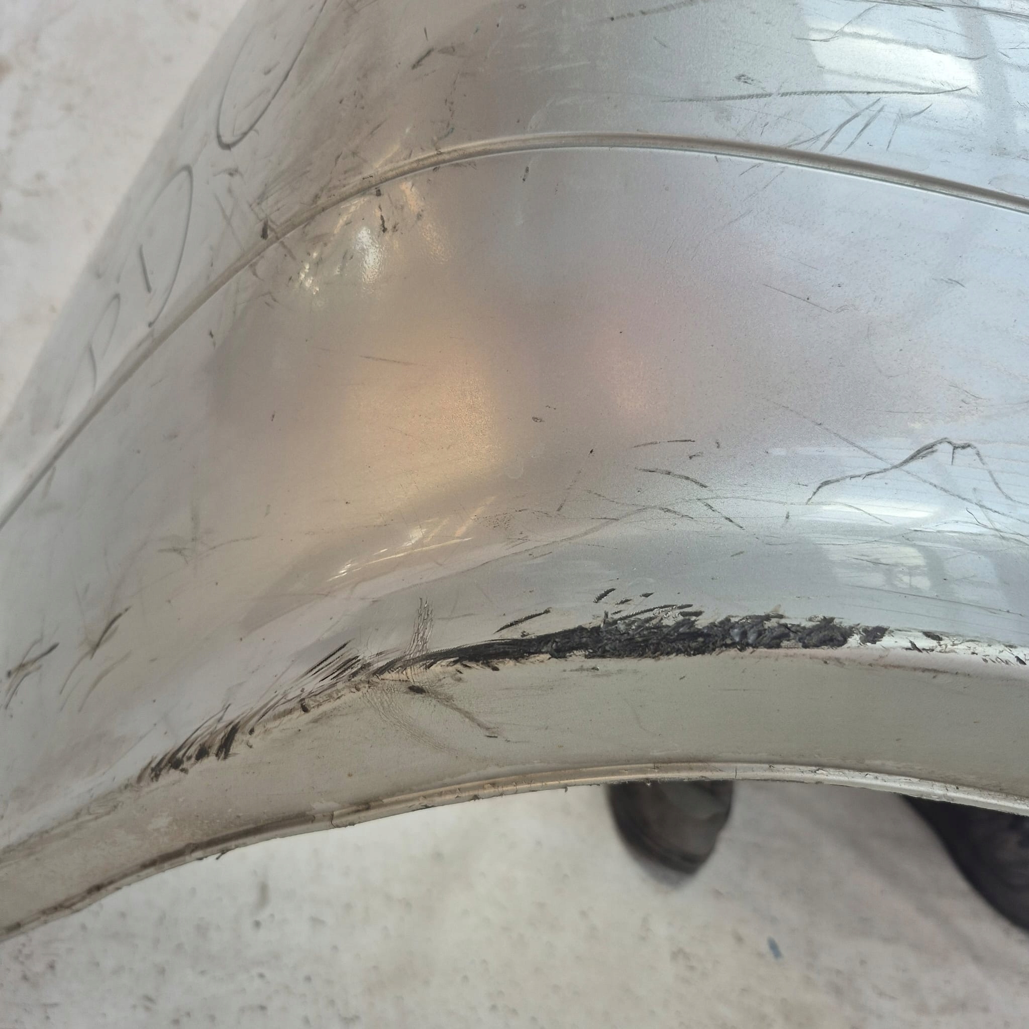 BMW 5 E61 KOMBI 03-07 bumper rear part rear PDC