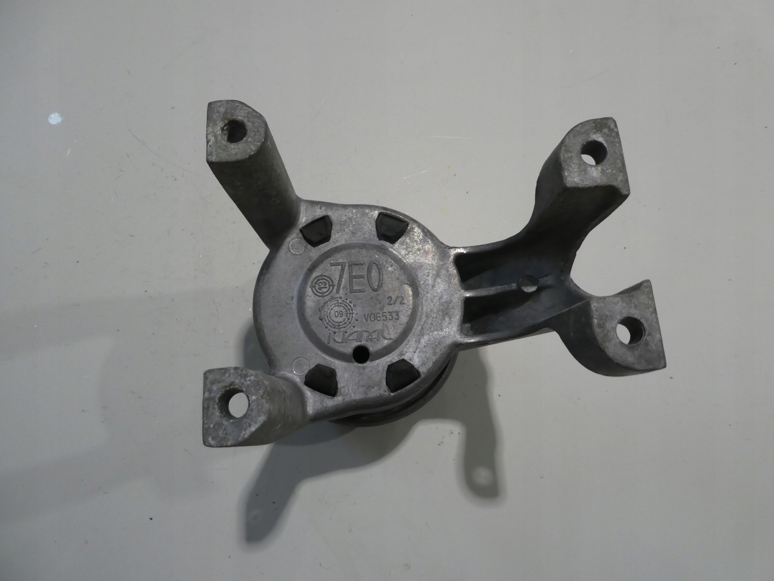 engine mount VW T6 7E0199849 4X4 4MOTION