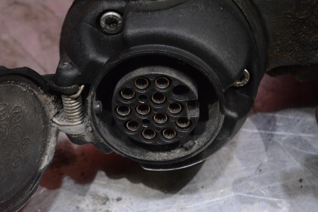 Gancio traino AV1J-19D521-BB FORD B-MAX 12-18