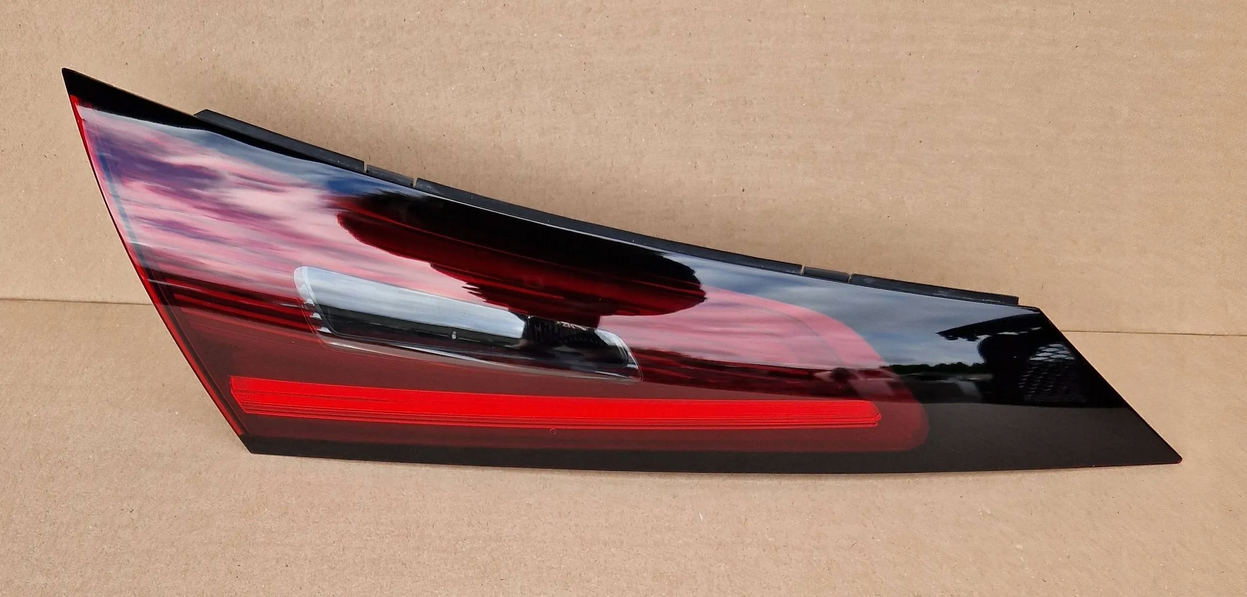 фонарь led задний левый MERCEDES W254 2023