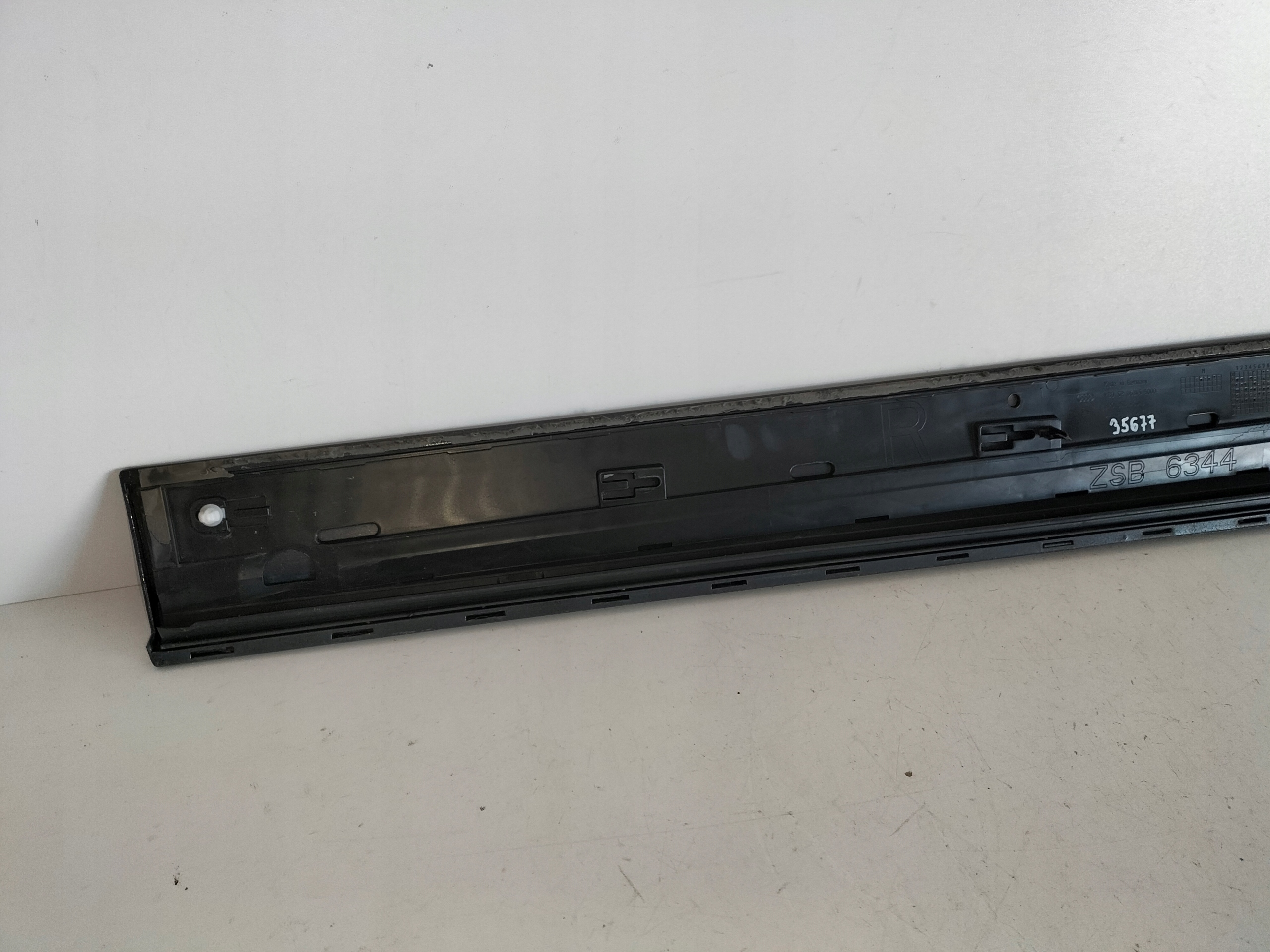 moulding cap door front right AUDI Q5 8R 08- S-LINE