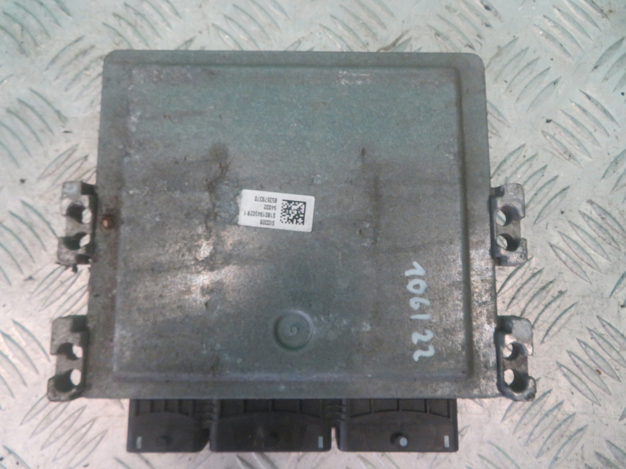 computer centralina motore RENAULT MASTER OPEL MOVANO 2.3 16R 237105093R