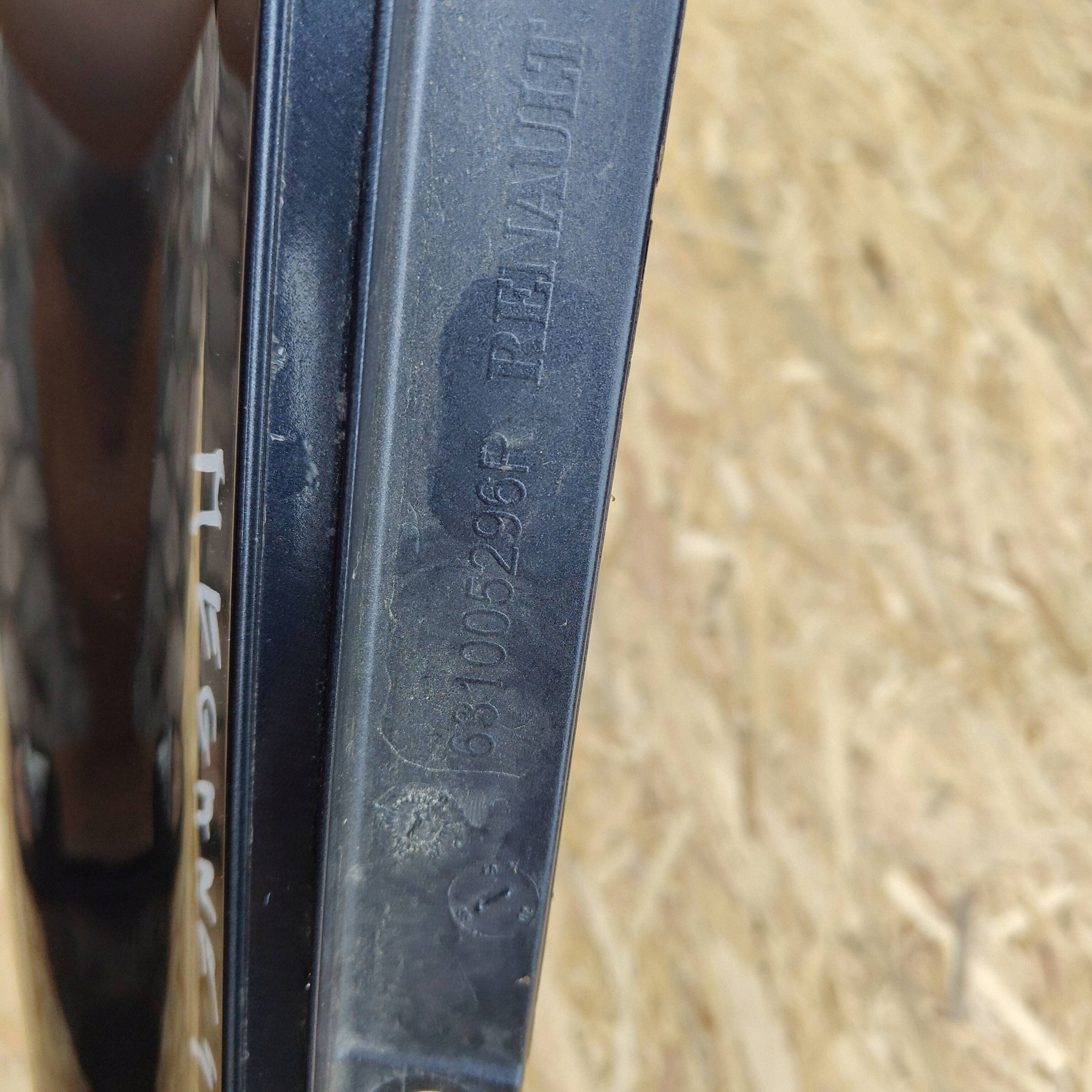 Renault Megane IV fender right right side