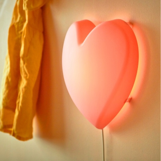 IKEA UPPLYST nocna lampa ścienna lampka kinkiet dla dzieci serce LED Kolekcja UPPLYST