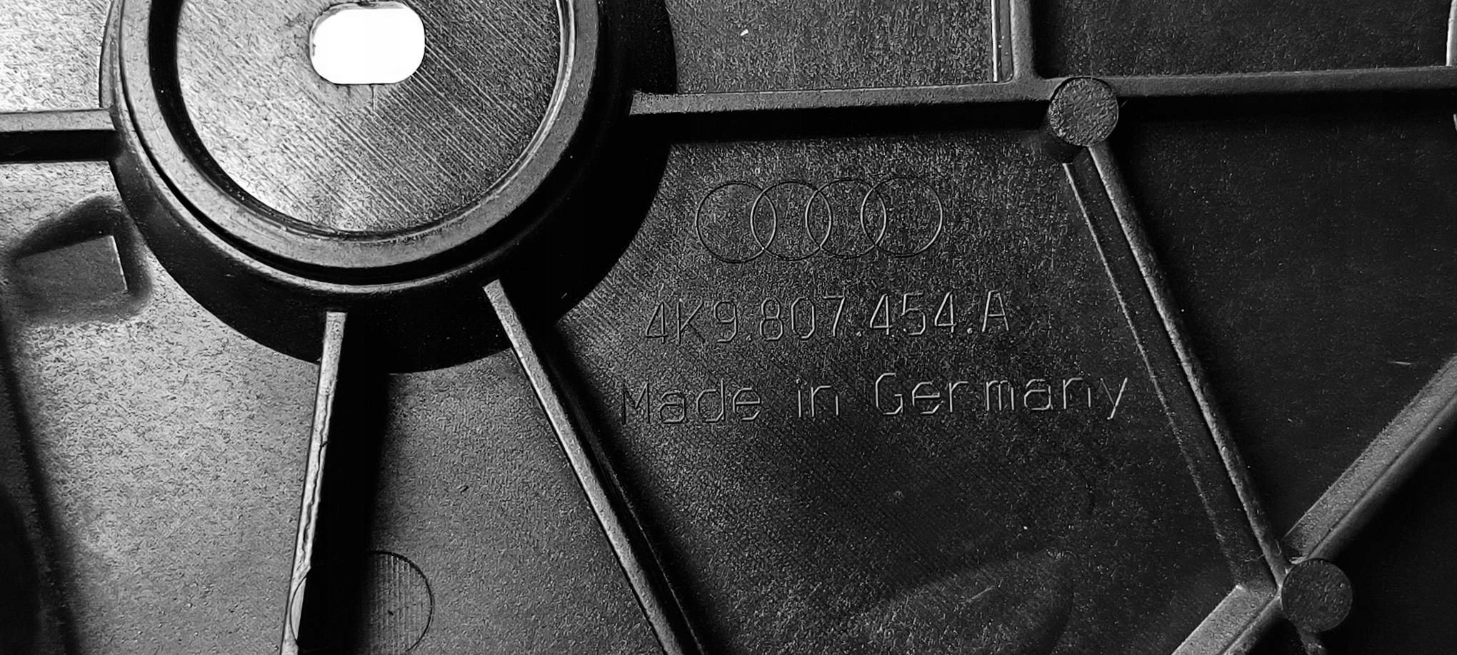 Support Aile 4K9807454A AUDI A6 C8 ALLROAD