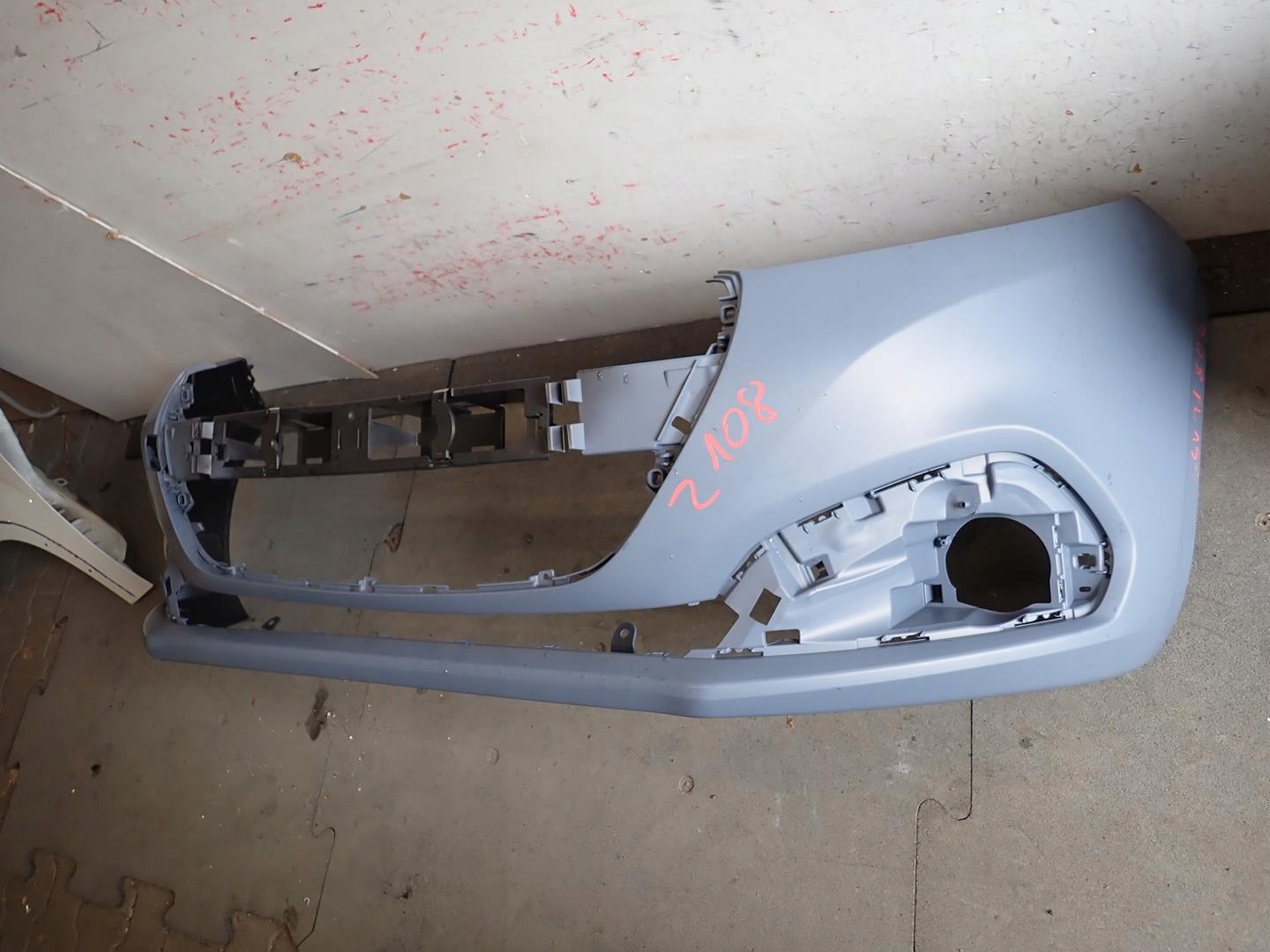 bumper front front PEUGEOT 208 LIFT 2015- new original 9810513777