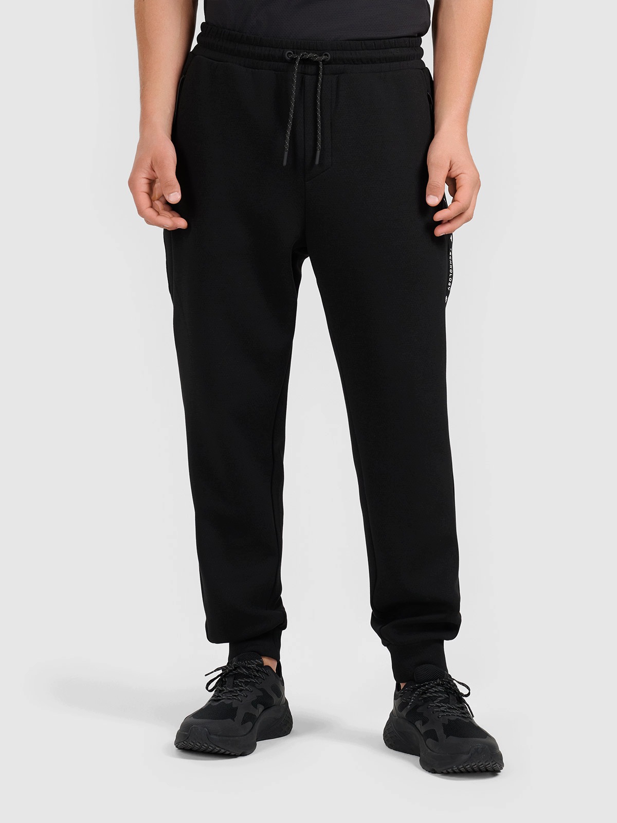 Pánské Černé Teplákové Kalhoty 4F AW26 XXL