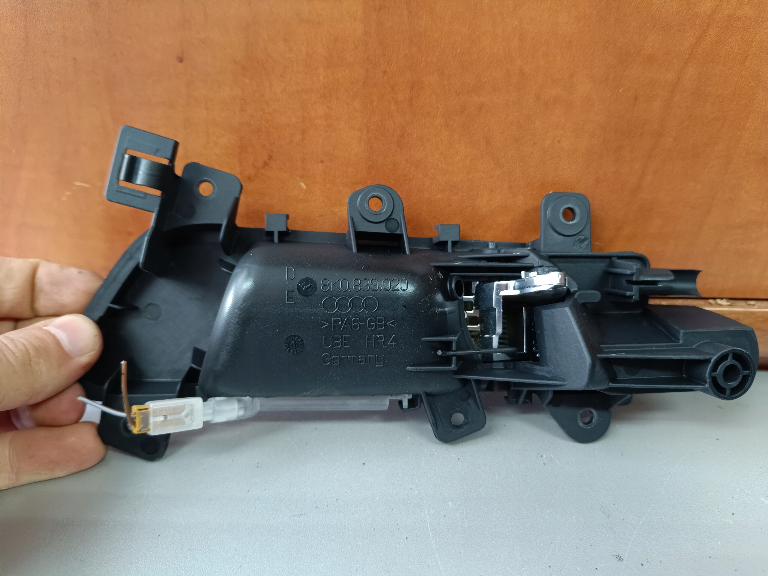 handle inner right rear part right rear Audi A5 8T LED 8K0839020E