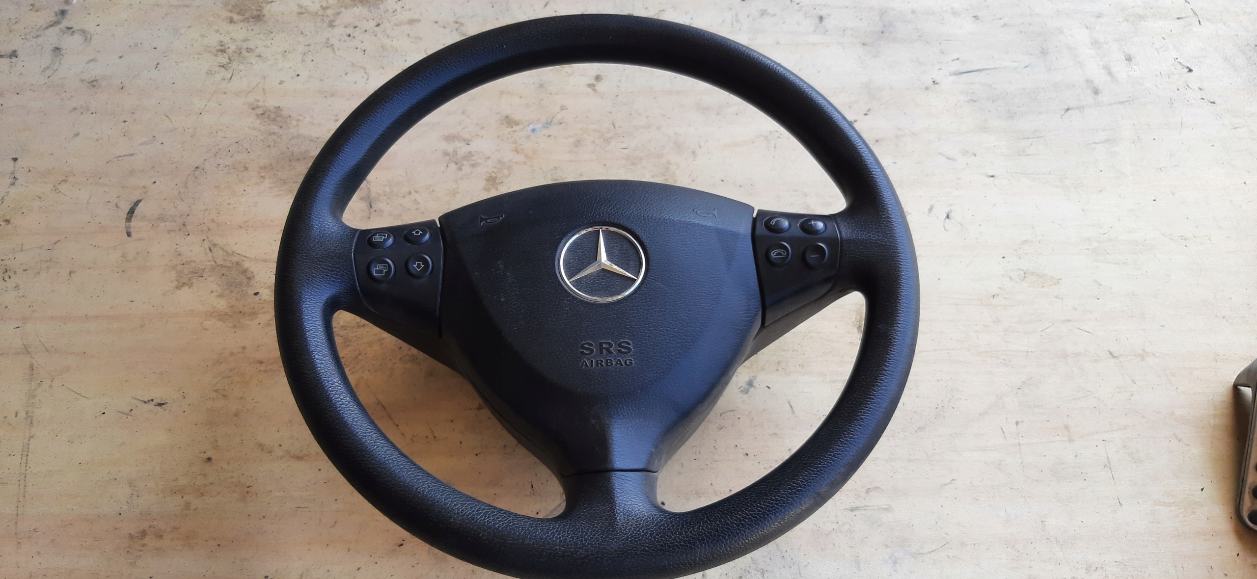 Как снять руль мерседес w168 Руль Mercedes A W168 1997-2004 W168 1997-2004 1999 купить бу по цене 4075 руб. Z
