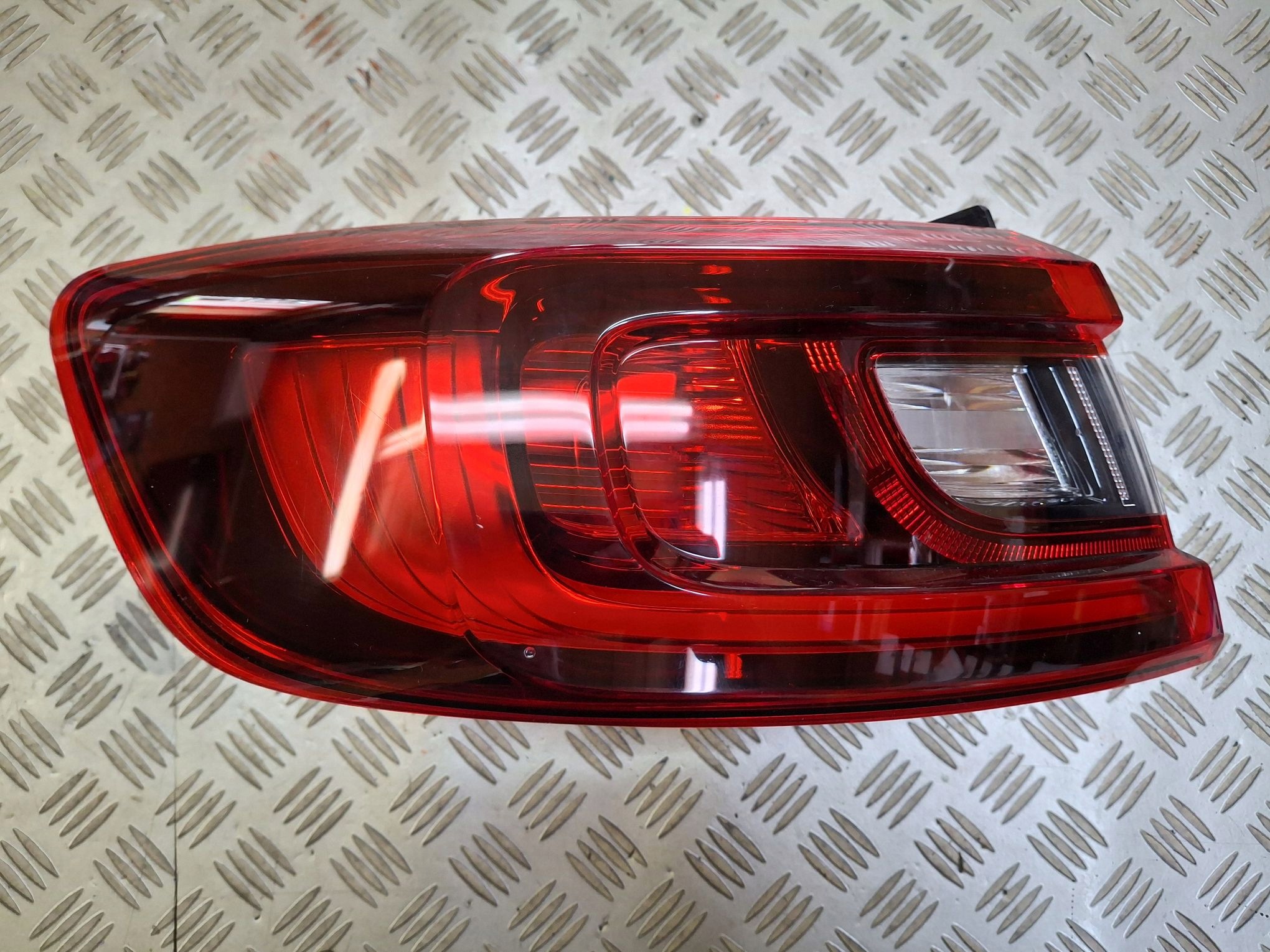 light rear left LED NAROZNA RENAULT ARKANA 2019R->