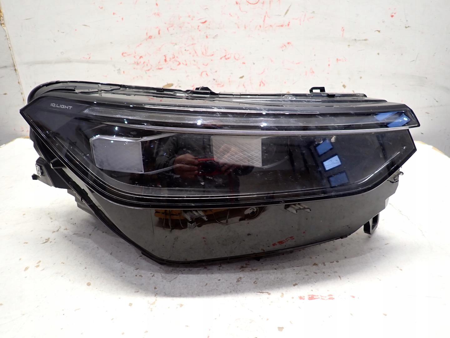 light front front right VW TAYRON 2024- FULL LED 57L941060