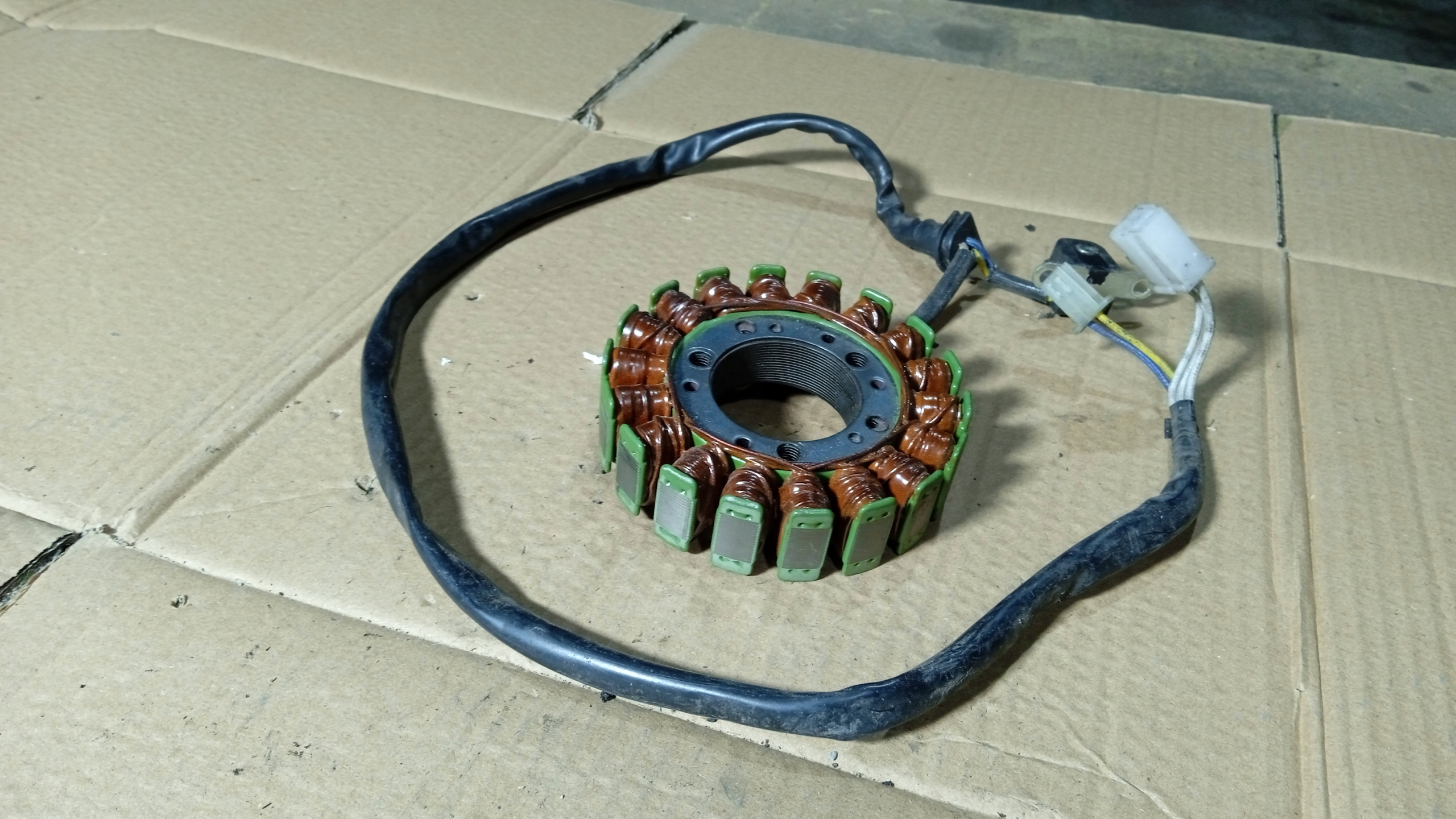 YAMAHA FAZER FZS 600 ALTERNATOR STATOR STOJAN CZUJNIK IMPULSATOR PRZERYWACZ