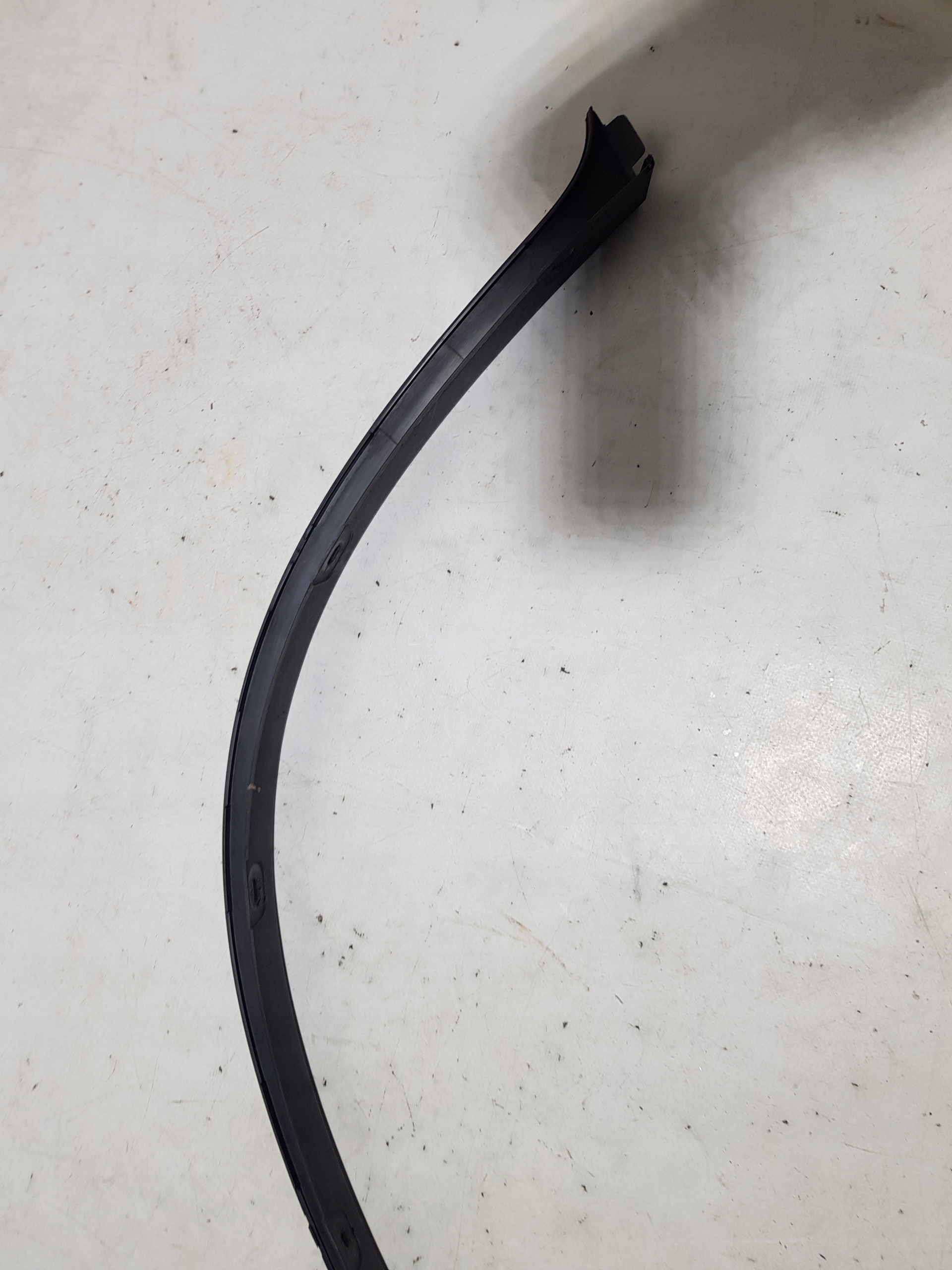moulage couverture aile gauche arrière BMW X6 E71 pare boue