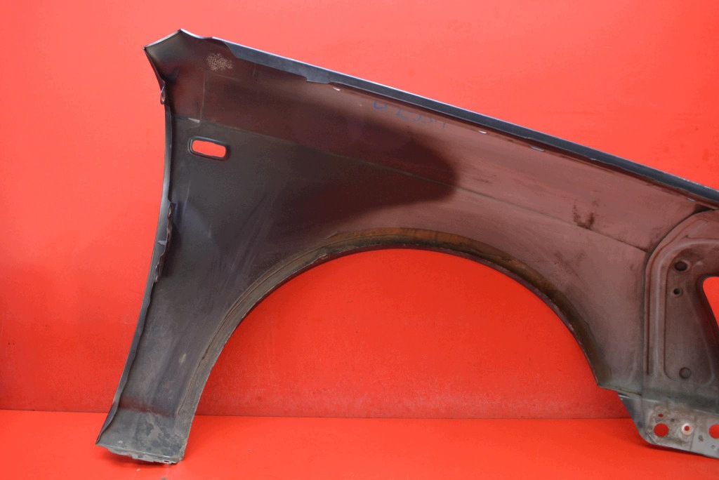 fender left front front LZ7R AUDI A6 C6 04-08