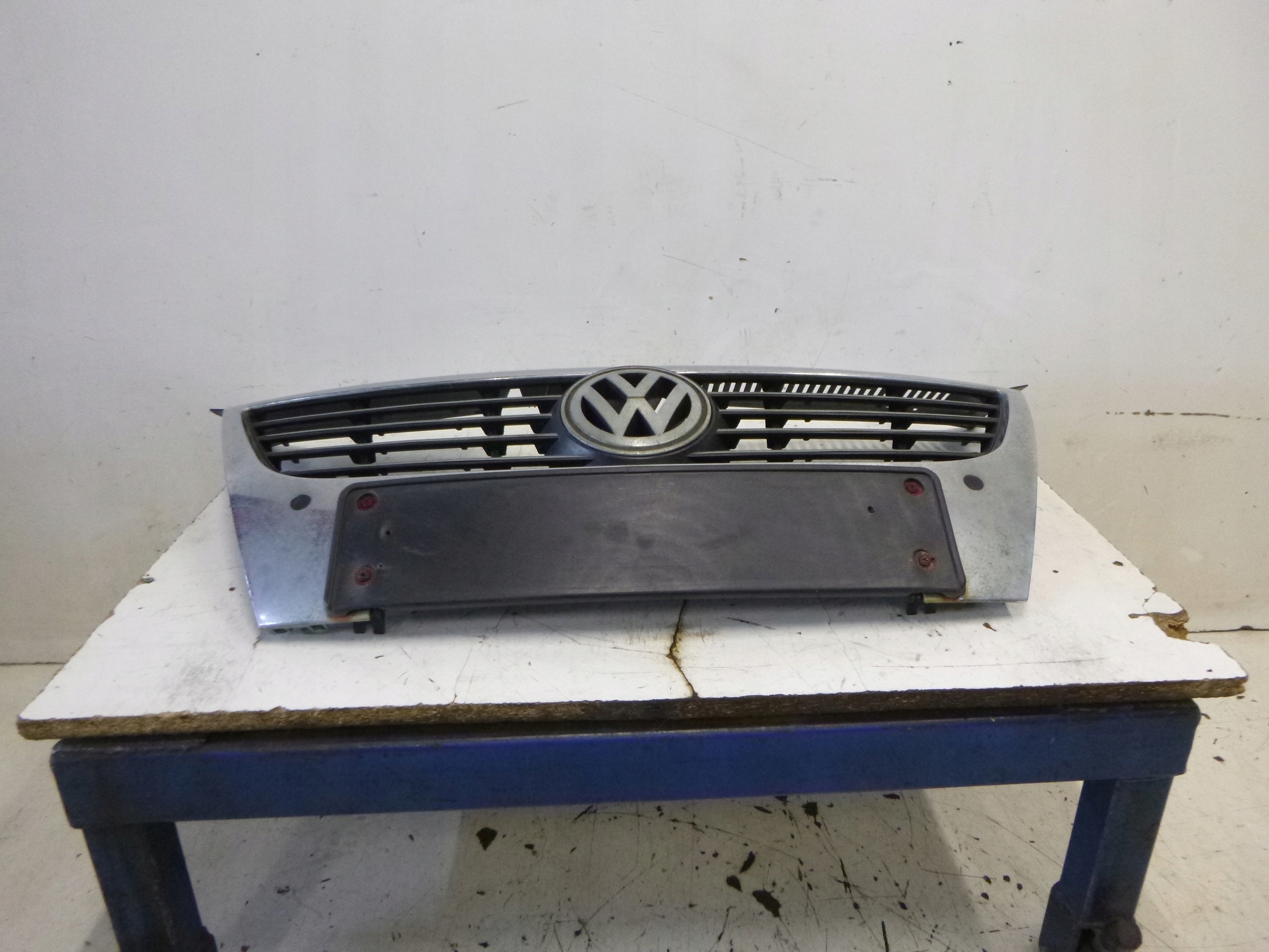 grill grille grid Volkswagen Passat B6 05-10 3CD853651B