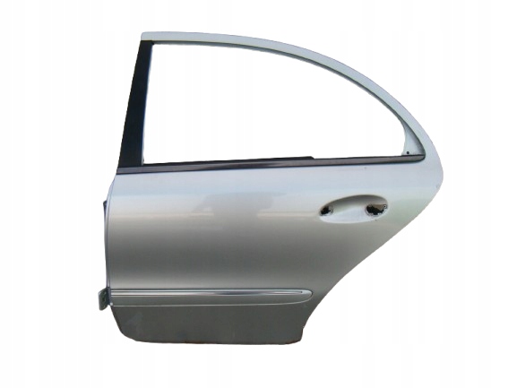 MERCEDES E W211 02-09 DRZWI LEWY TYŁ SEDAN PRZED LIFTEM KOD LAK: C775