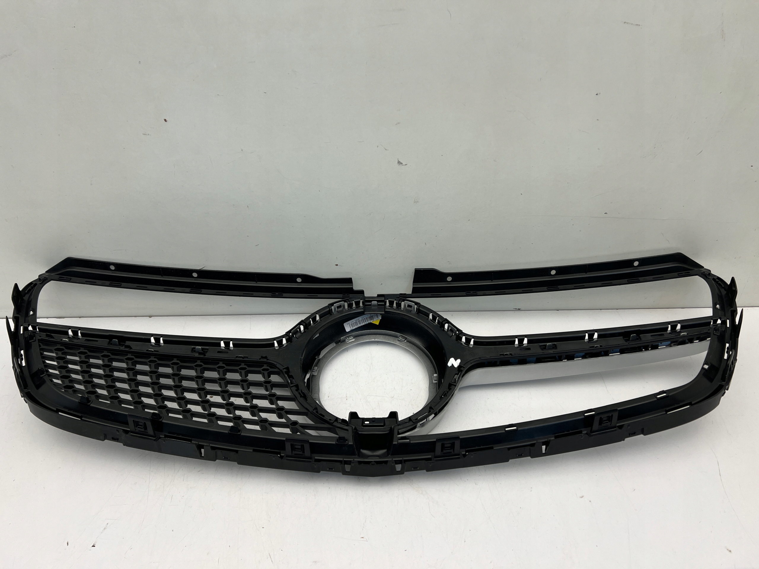 MERCEDES VITO W447 AMG LIFT ATRAPA GRILL CHROM ZDERZAKA PRZEDNIEGO PRZÓD N Typ samochodu 4x4/SUV Samochody osobowe