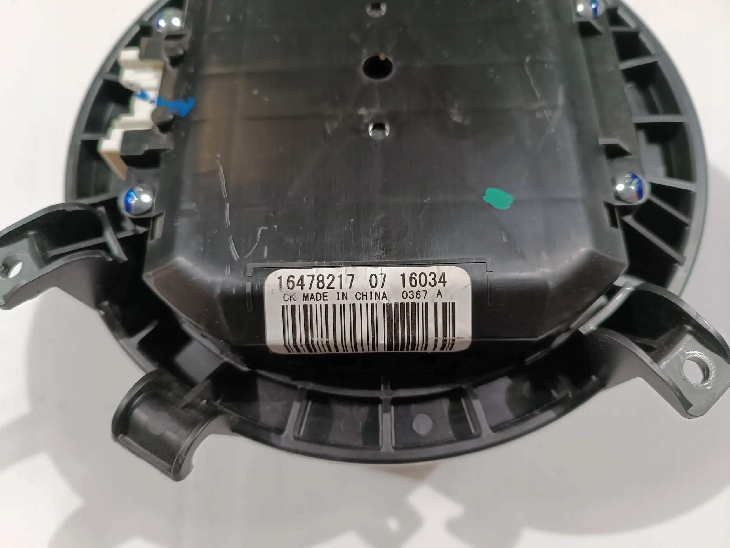 fan heating air conditioning devices Chrysler Pacifica 2016