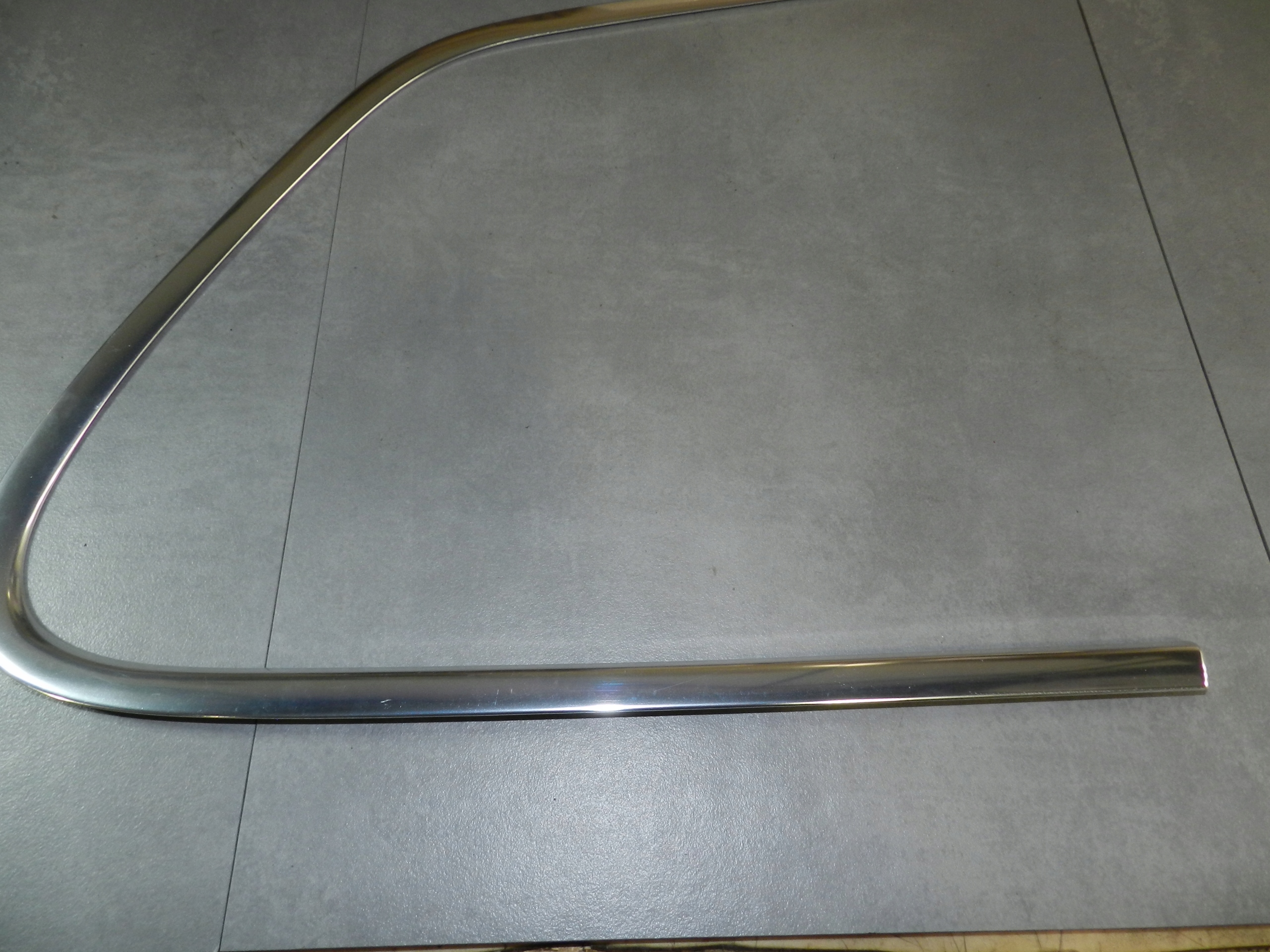 VW TOUAREG 7P moulding CHROM windows right 7P5853996