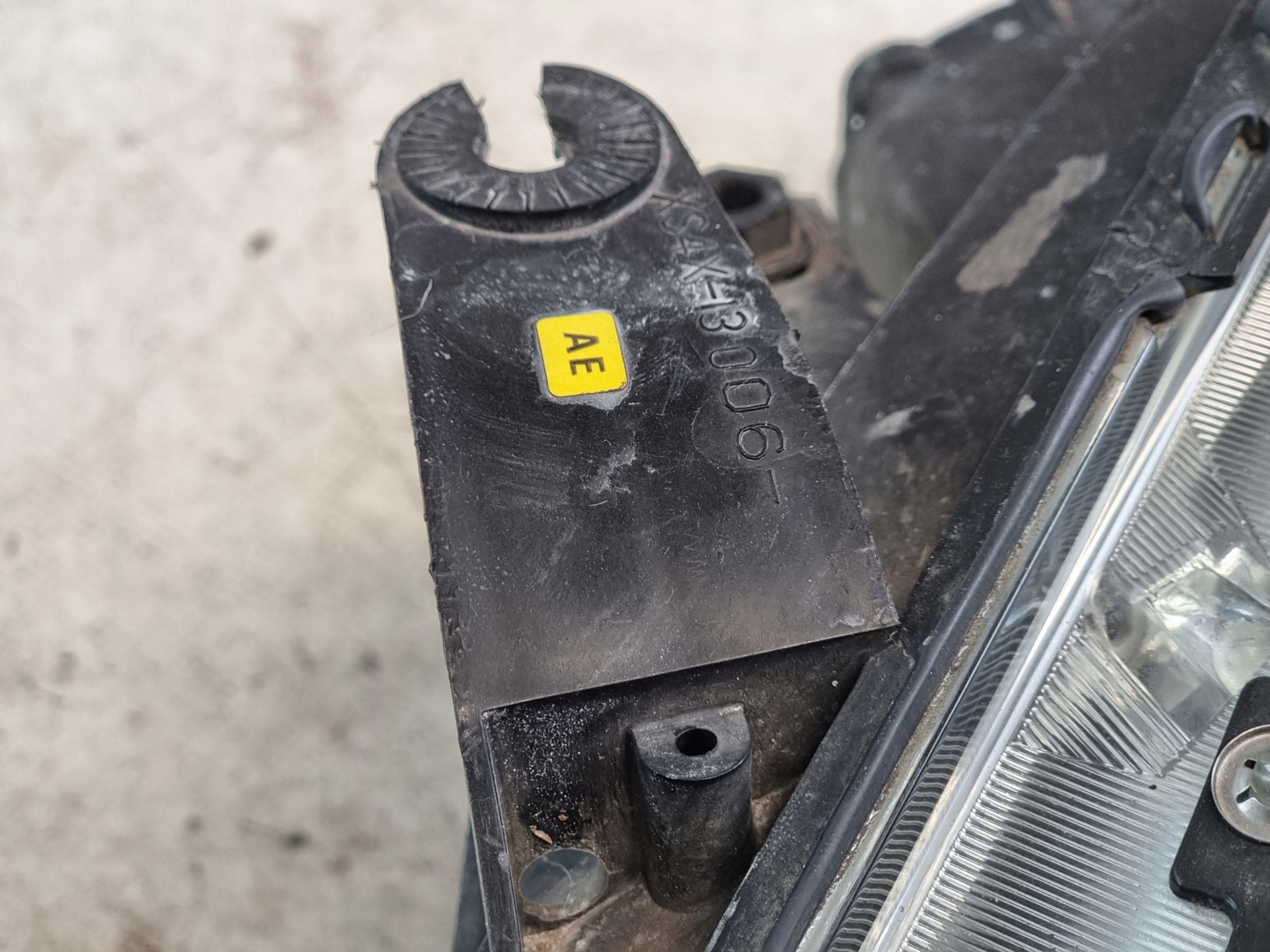 light left front FORD FOCUS MK1