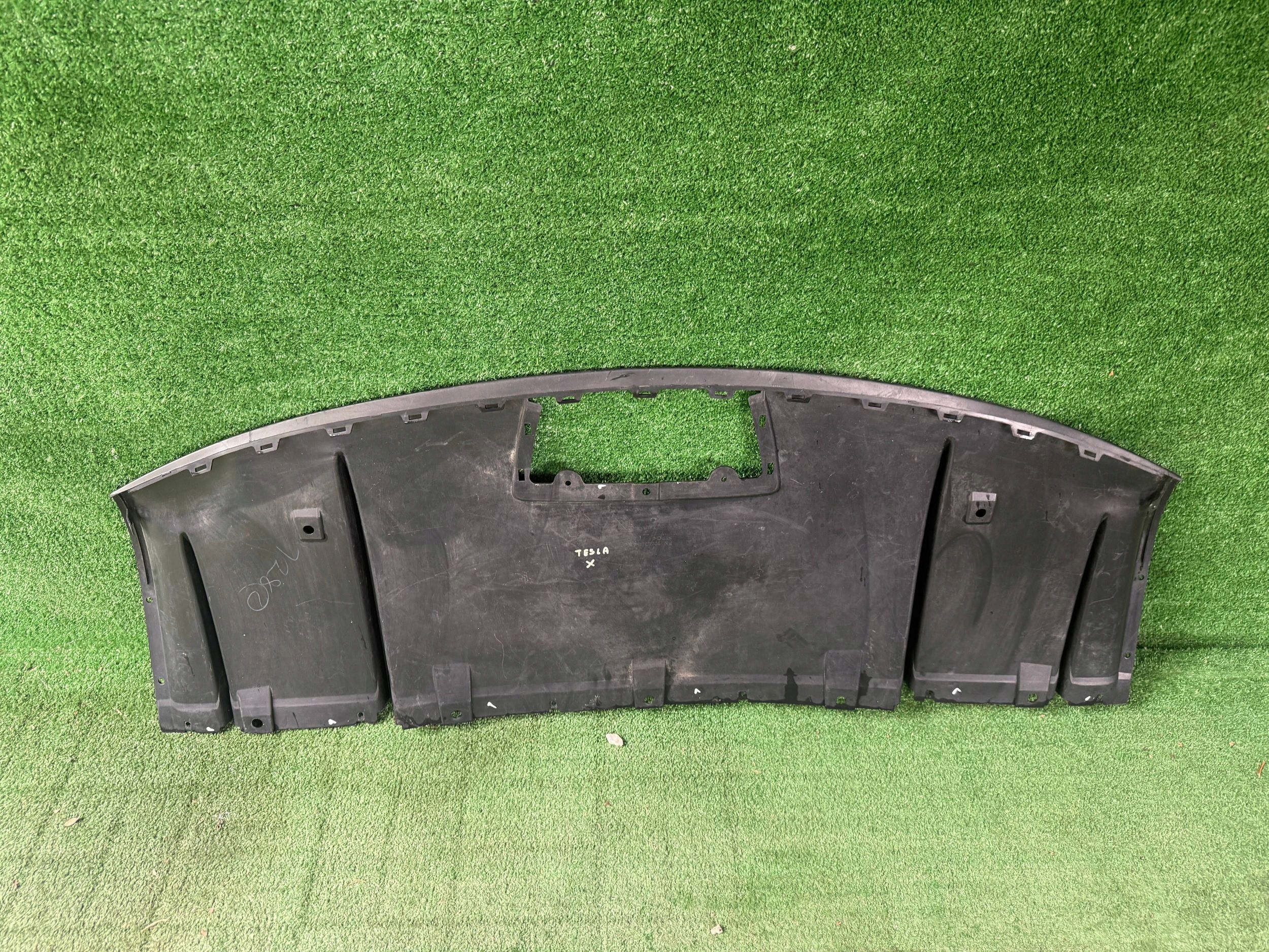 Tesla X Model X Blende Abdeckung der Stoßstange heck spoiler 105835600