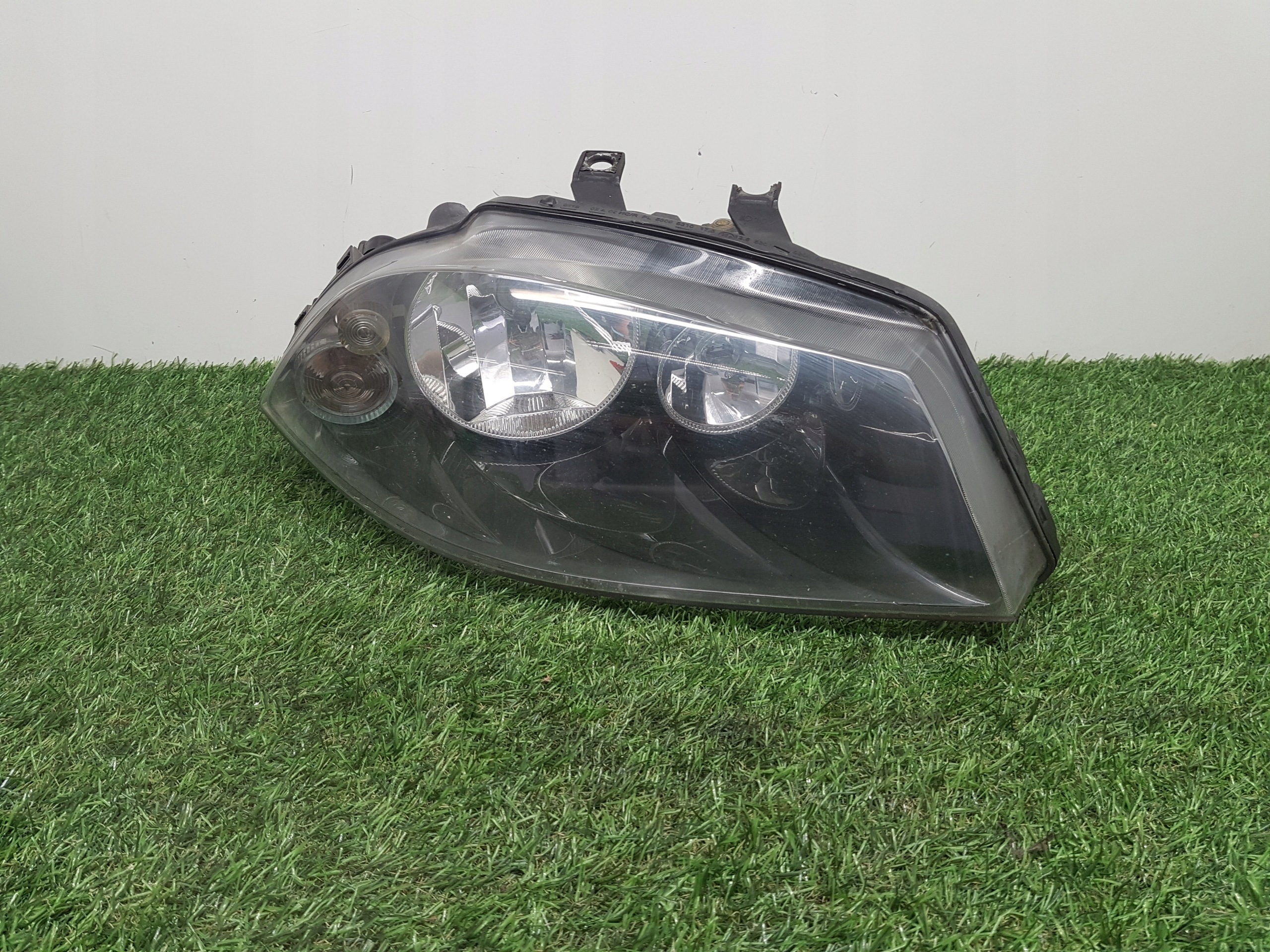 light right front LIFT SEAT IBIZA 3 FL 6L1941006M