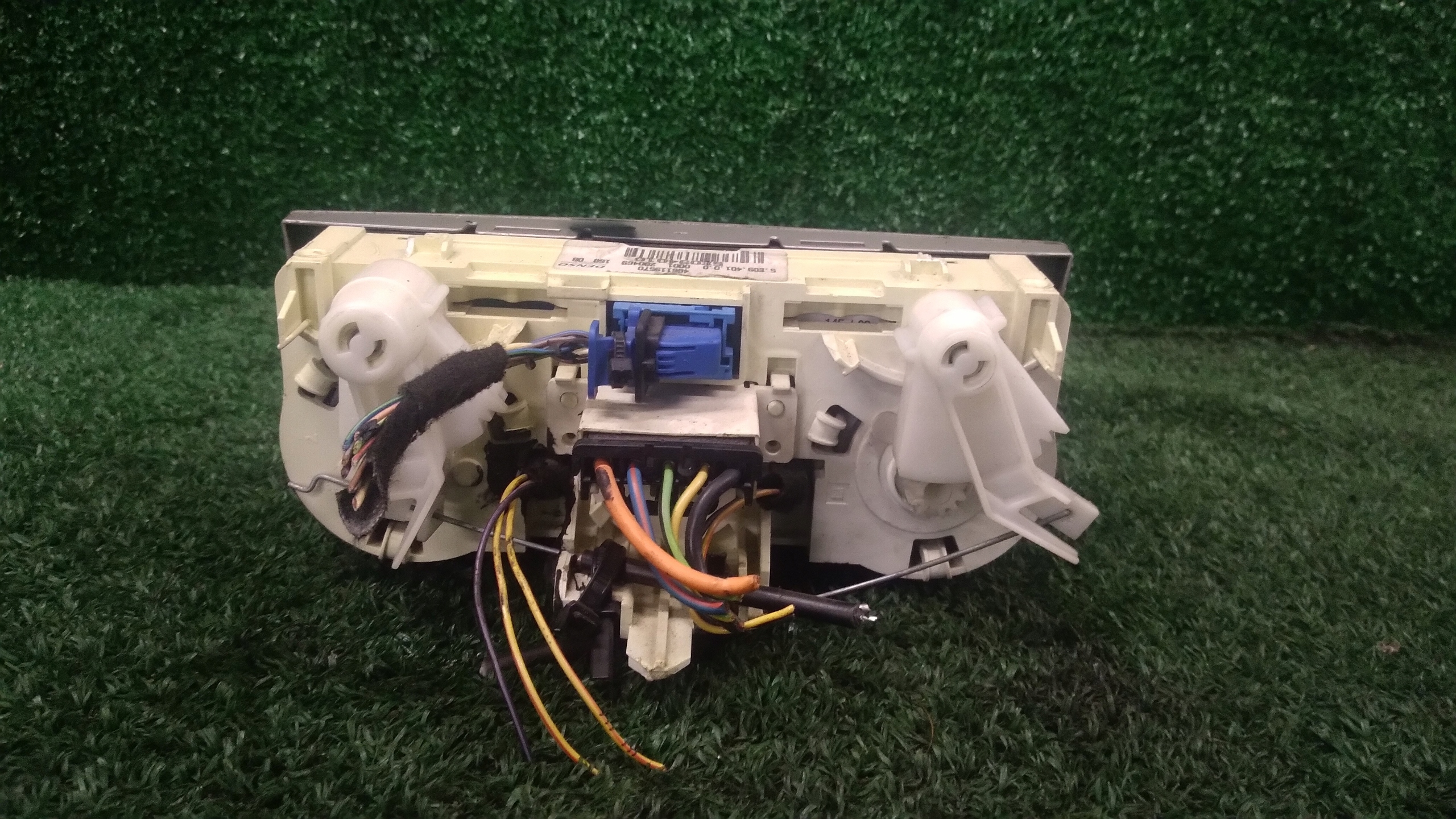 control panel air conditioning devices OPEL CORSA D 466119570