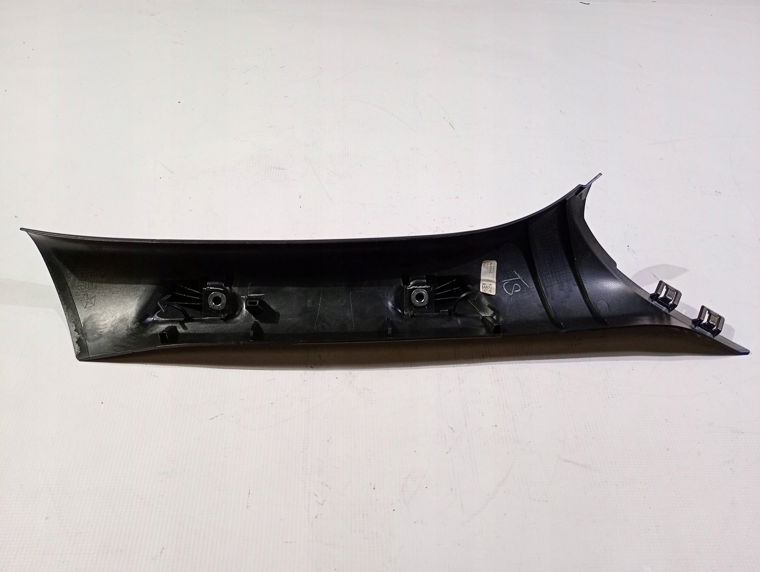 cover side slupka A of the front left front Dodge RAM 1500 2019
