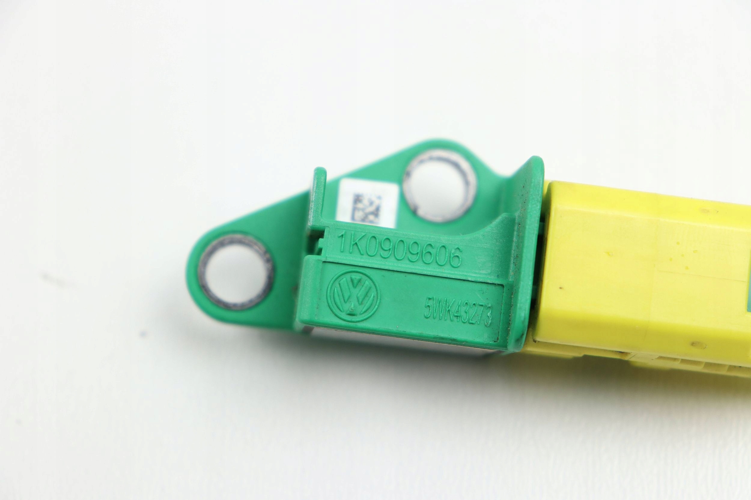SKODA OCTAVIA 2 II VW GOLF V Crashsensor Drucksensor UDERZENIOWY 1K0909606