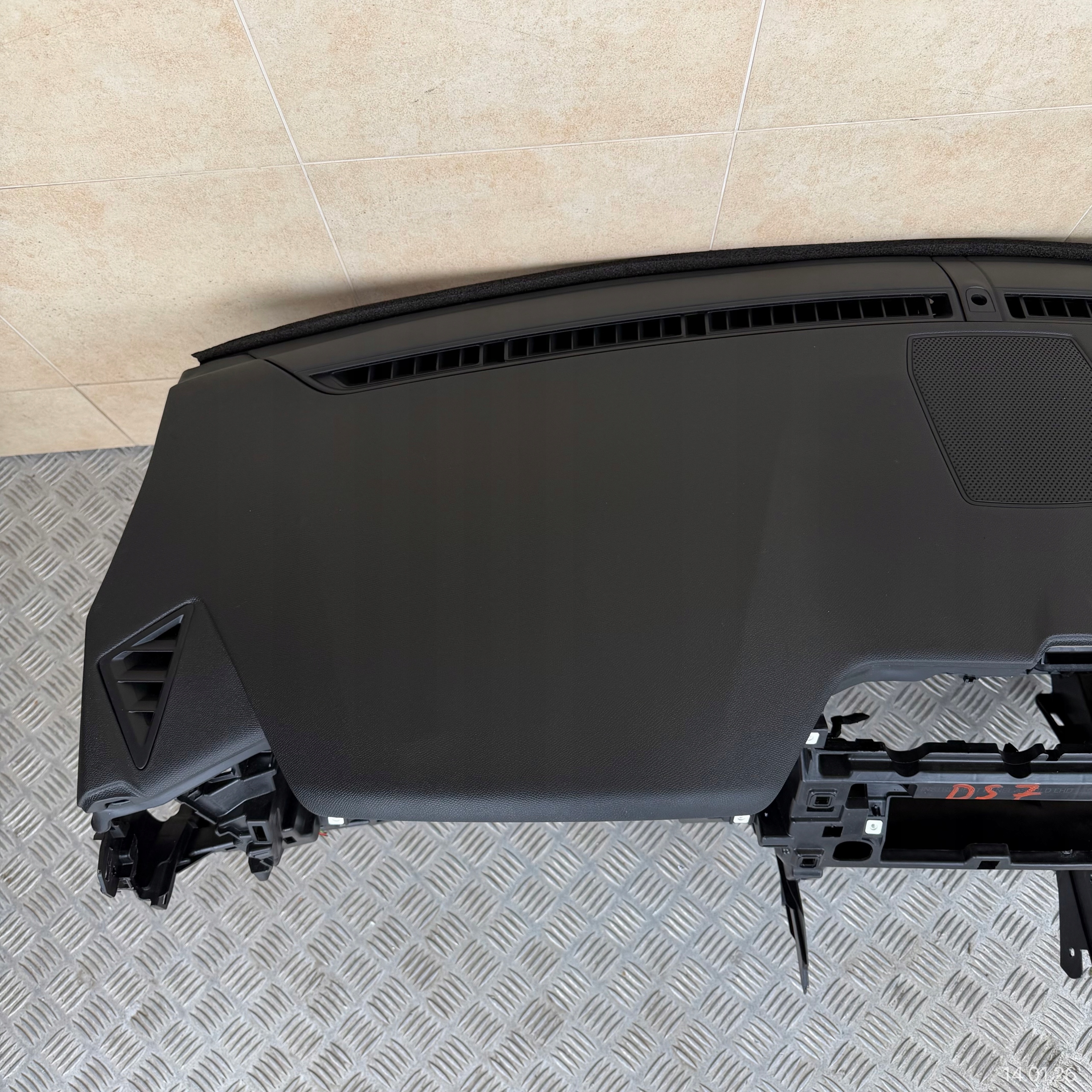dashboard complete airbag console tension belts cockpit CITROEN DS7 LIFT CROSSBACK 2022