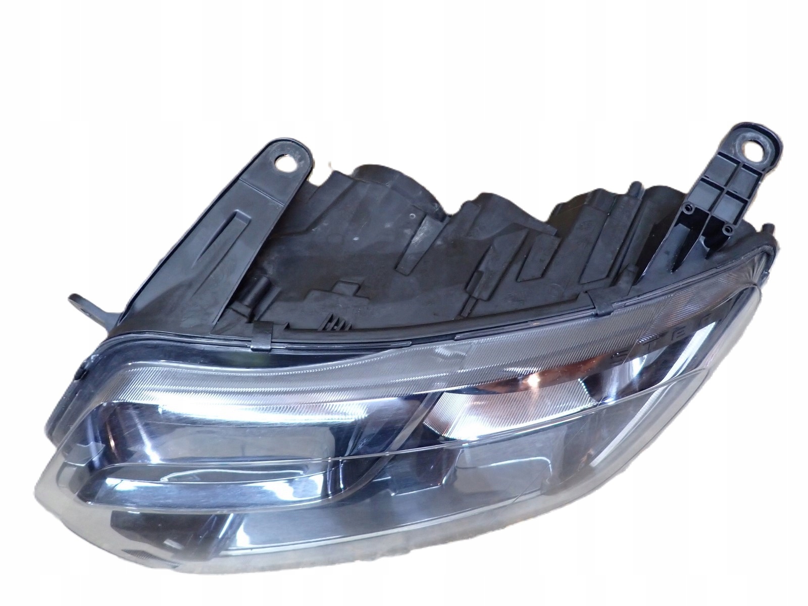 light left REFLEKTOR left DACIA DUSTER 2 II HM 2017-2021R 260609367R