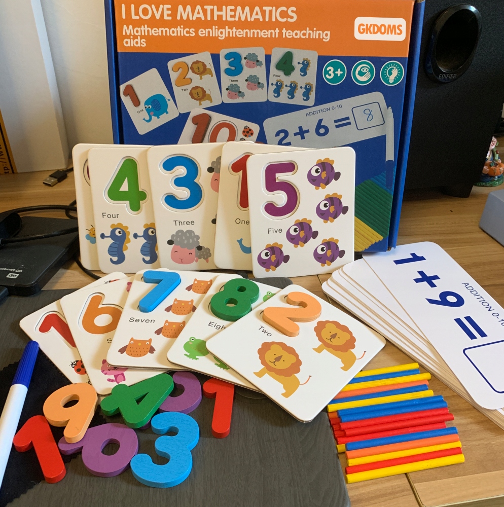 DREWNIANE PATYCZKI DO LICZENIA LICZYDŁA MONTESSORI EAN (GTIN) 6931991337094