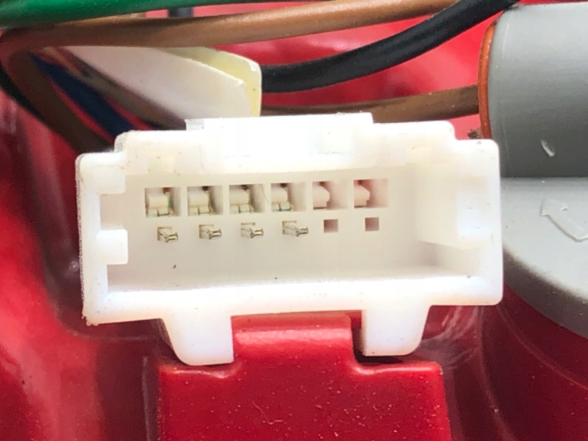 LAMPA PRAWY TYŁ KIA RIO IV Hatchback Producent części OEM