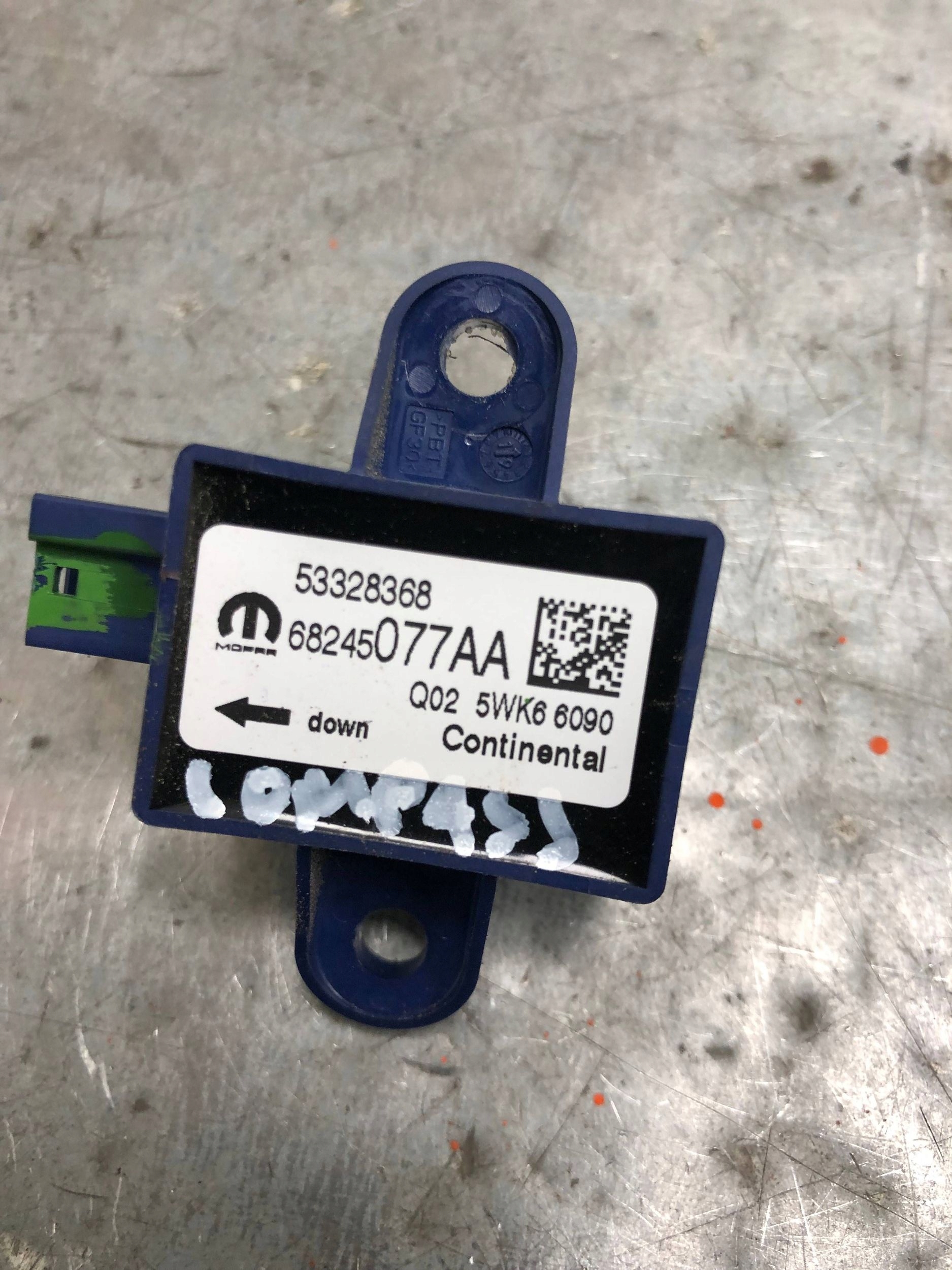 Crashsensor Drucksensor JEEP COMPASS II 68245077AA