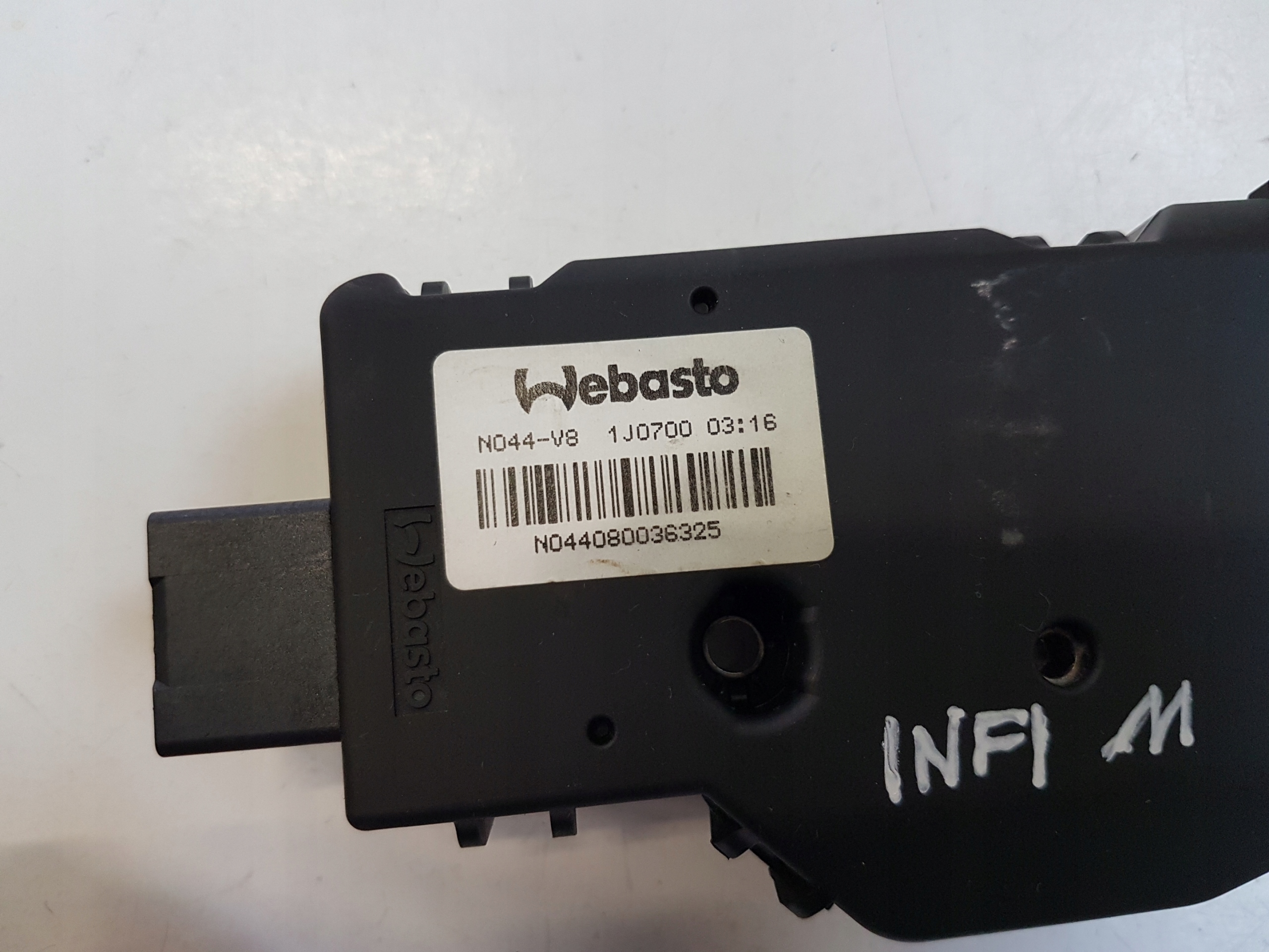 Двигатель двигателя люка INFINITI Q70 M 10-