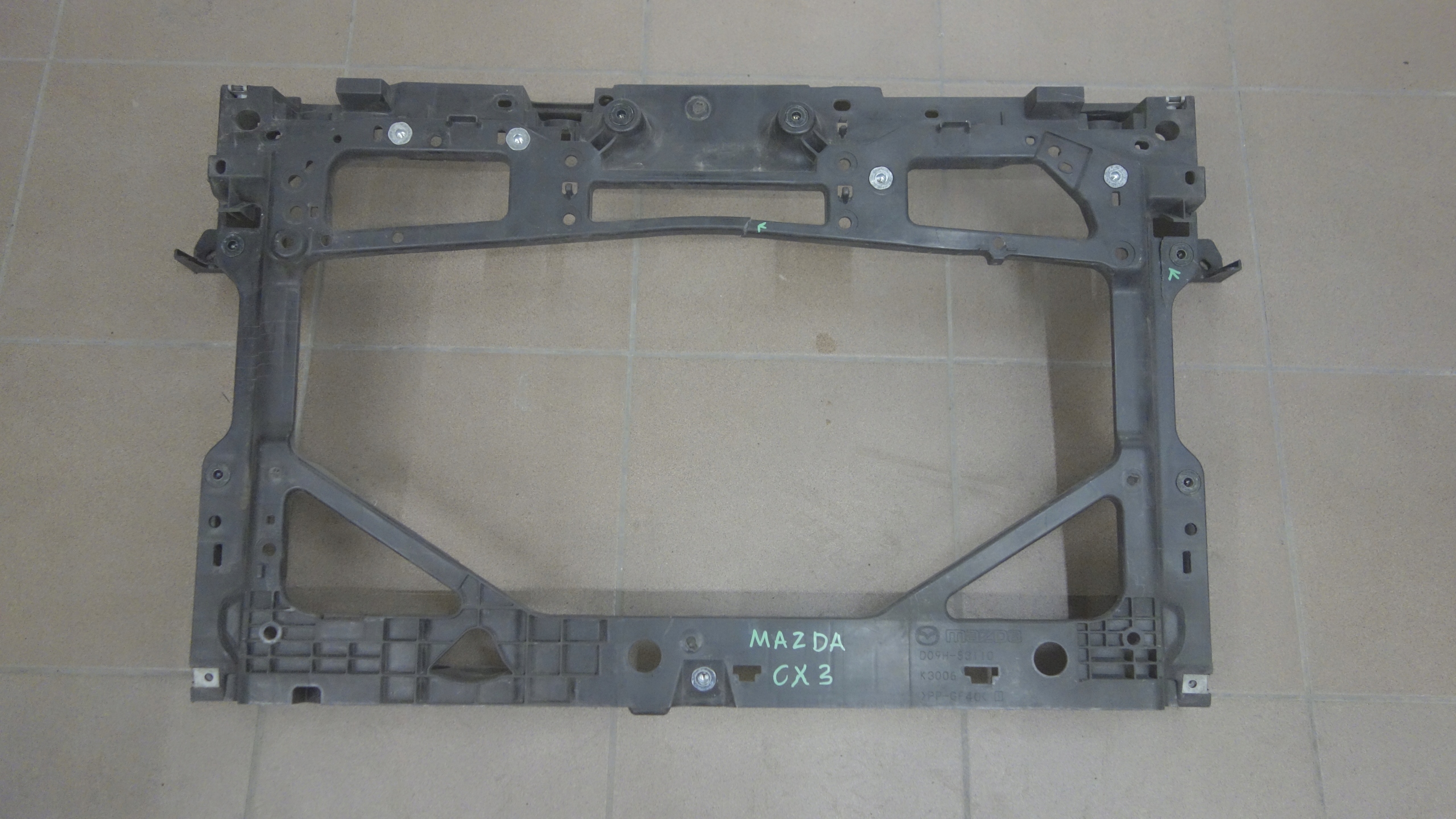 mazda CX3 15-21 панель передняя / телевизор D09H-53110