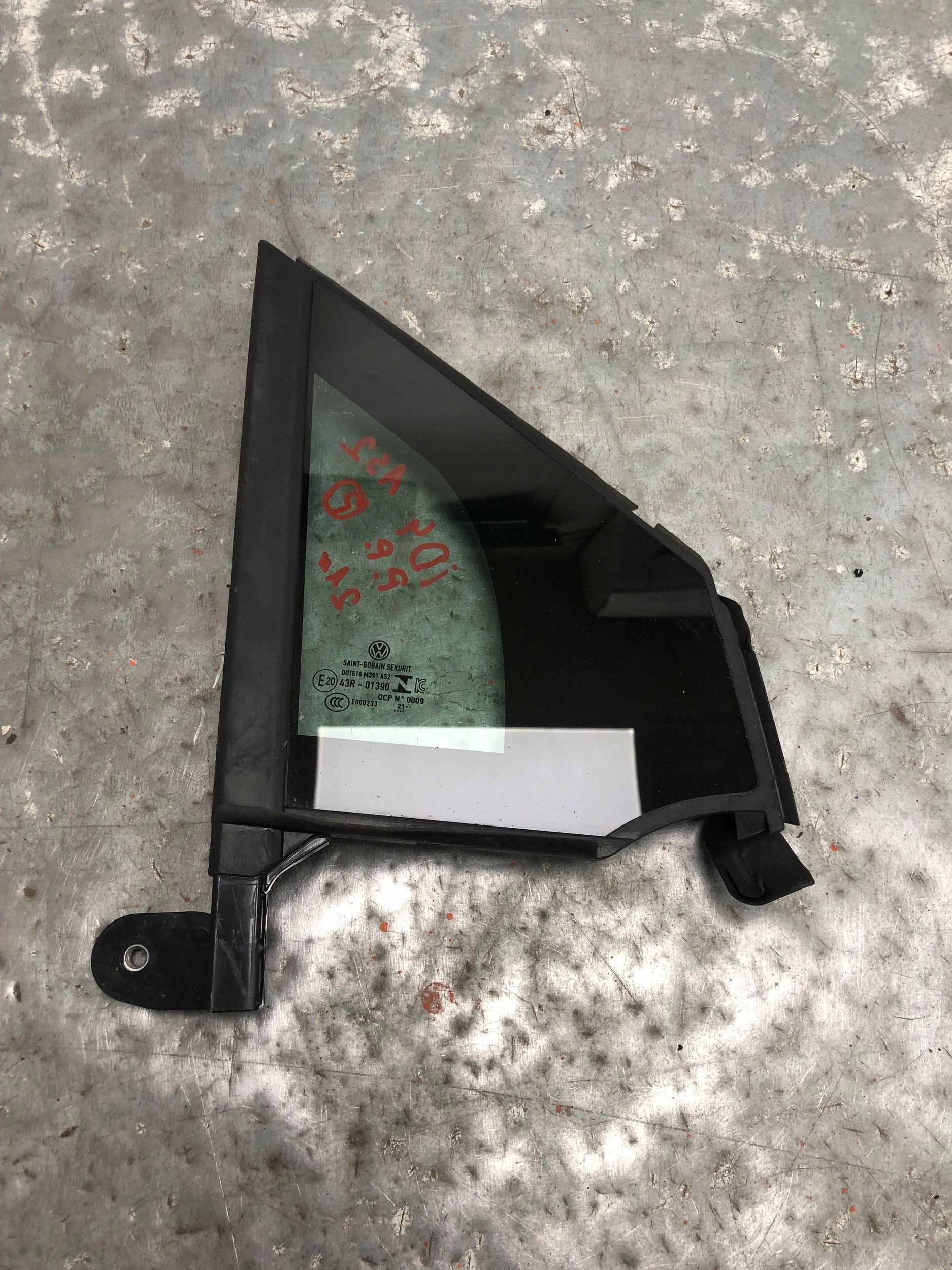 window bodywork right front AS2 VW ID4 ID.4 11A845114