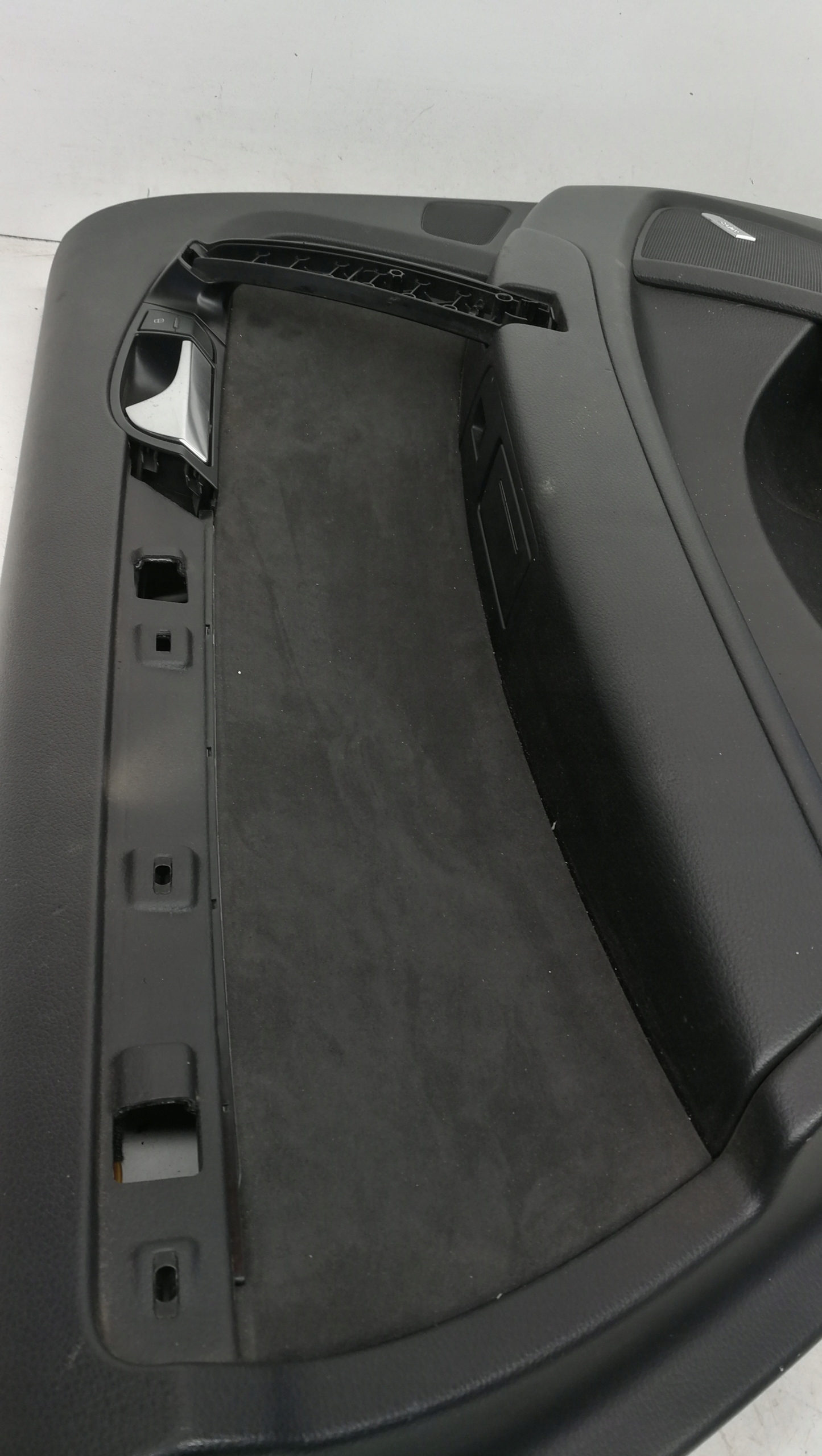 side door L T AUDI Q7 ALCANTARA ANBIENTE BOSE