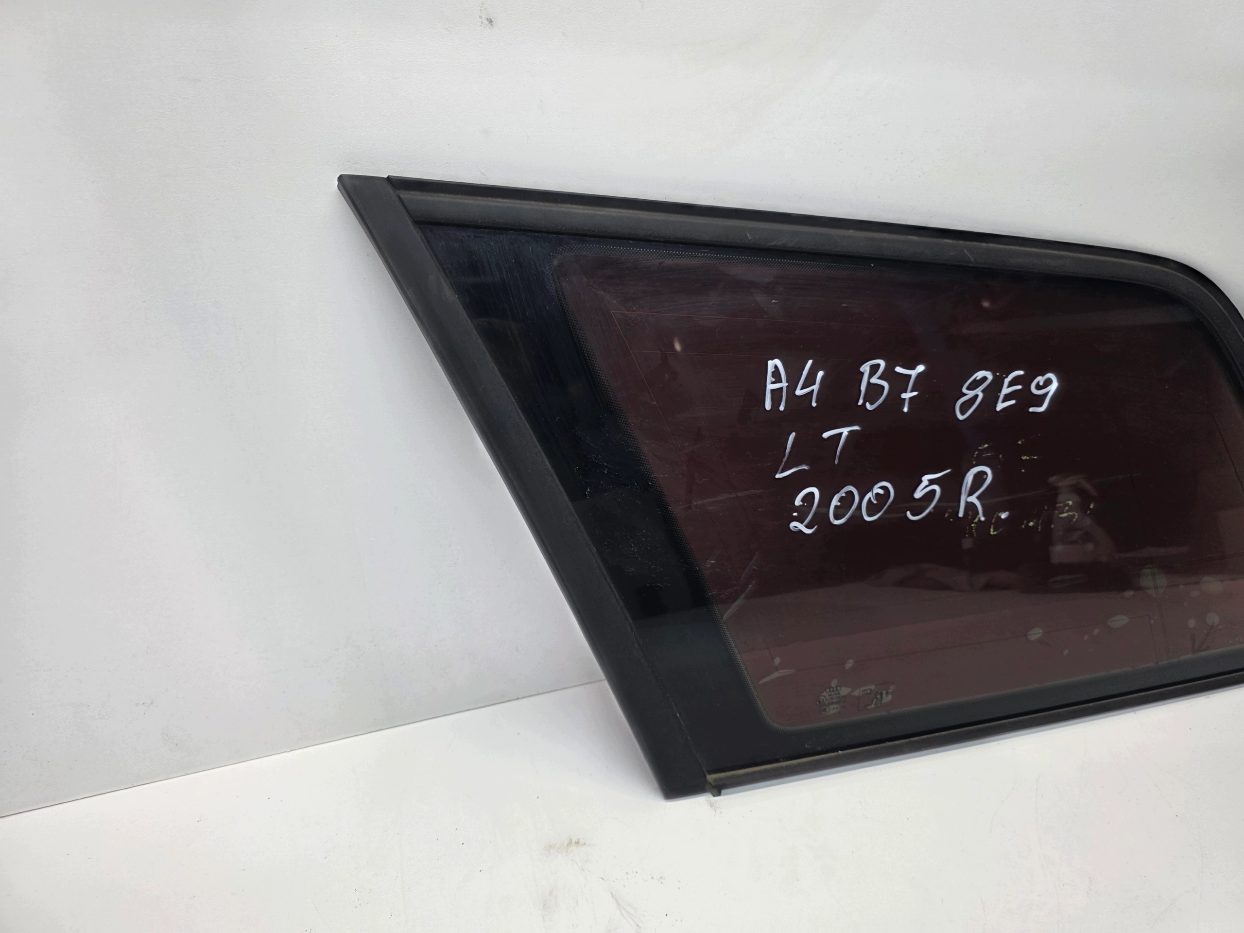 window bodywork left rear part AUDI A4 B7 8E9 AVANT 2005 ROK