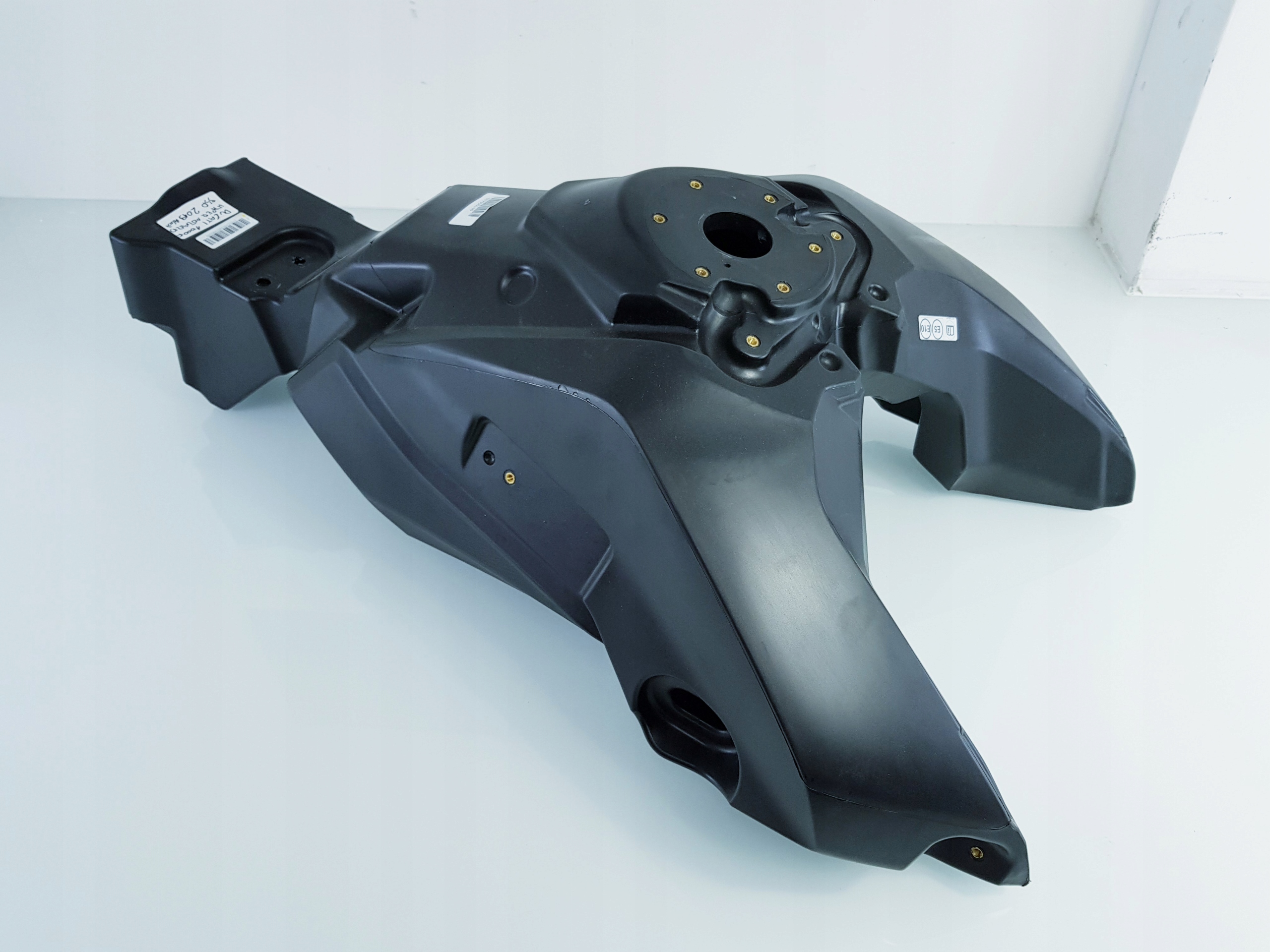 A607 DUCATI HYPERMOTARD 950 BAK ZBIORNIK PALIWA