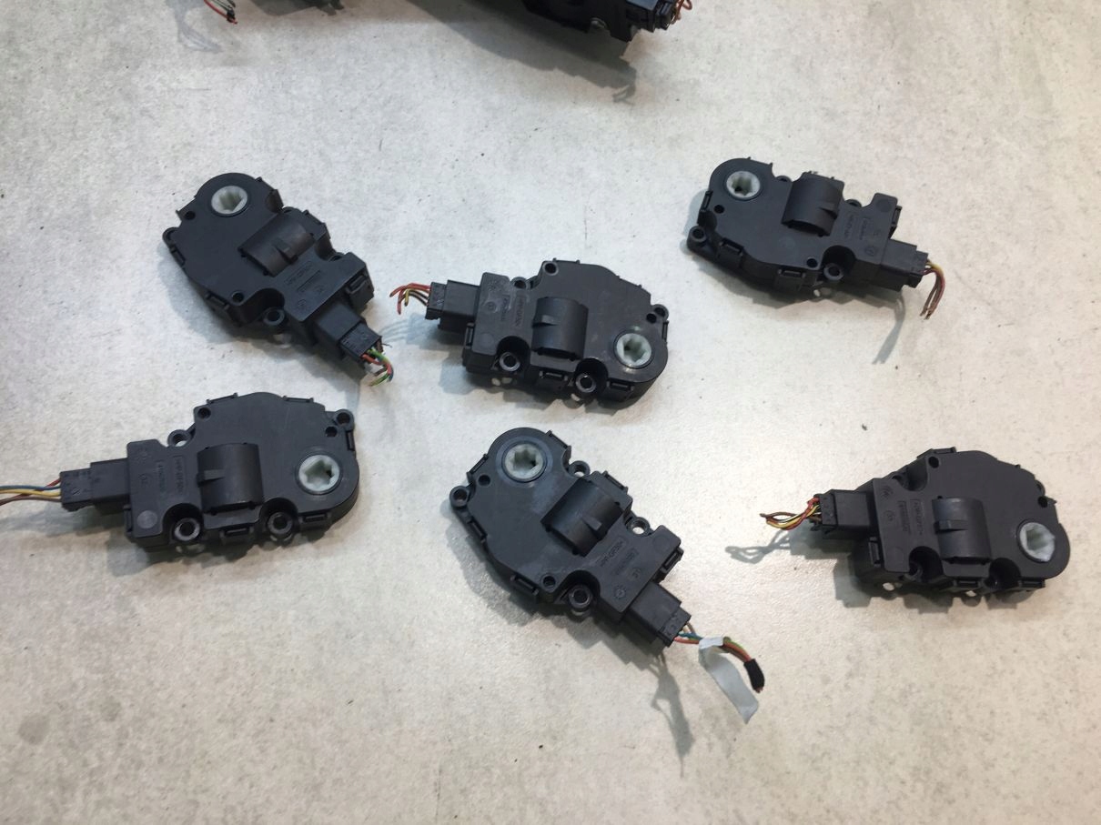 Micro moteur Bloc de chauffage complet BMW 3 E91 FL EFB336
