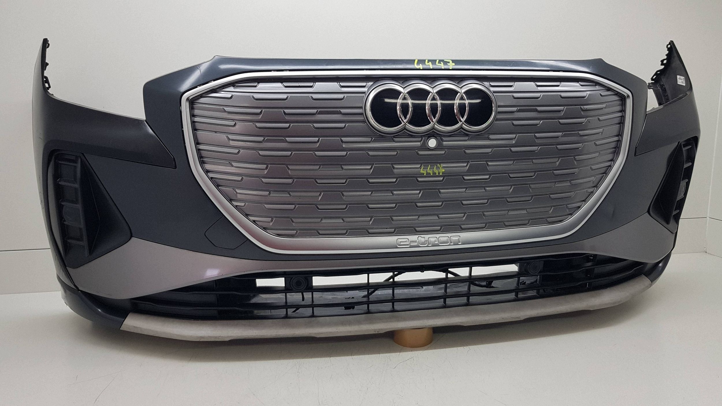 AUDI Q4 E-TRON s-line 2021 - bumper front 89A.807.725.A